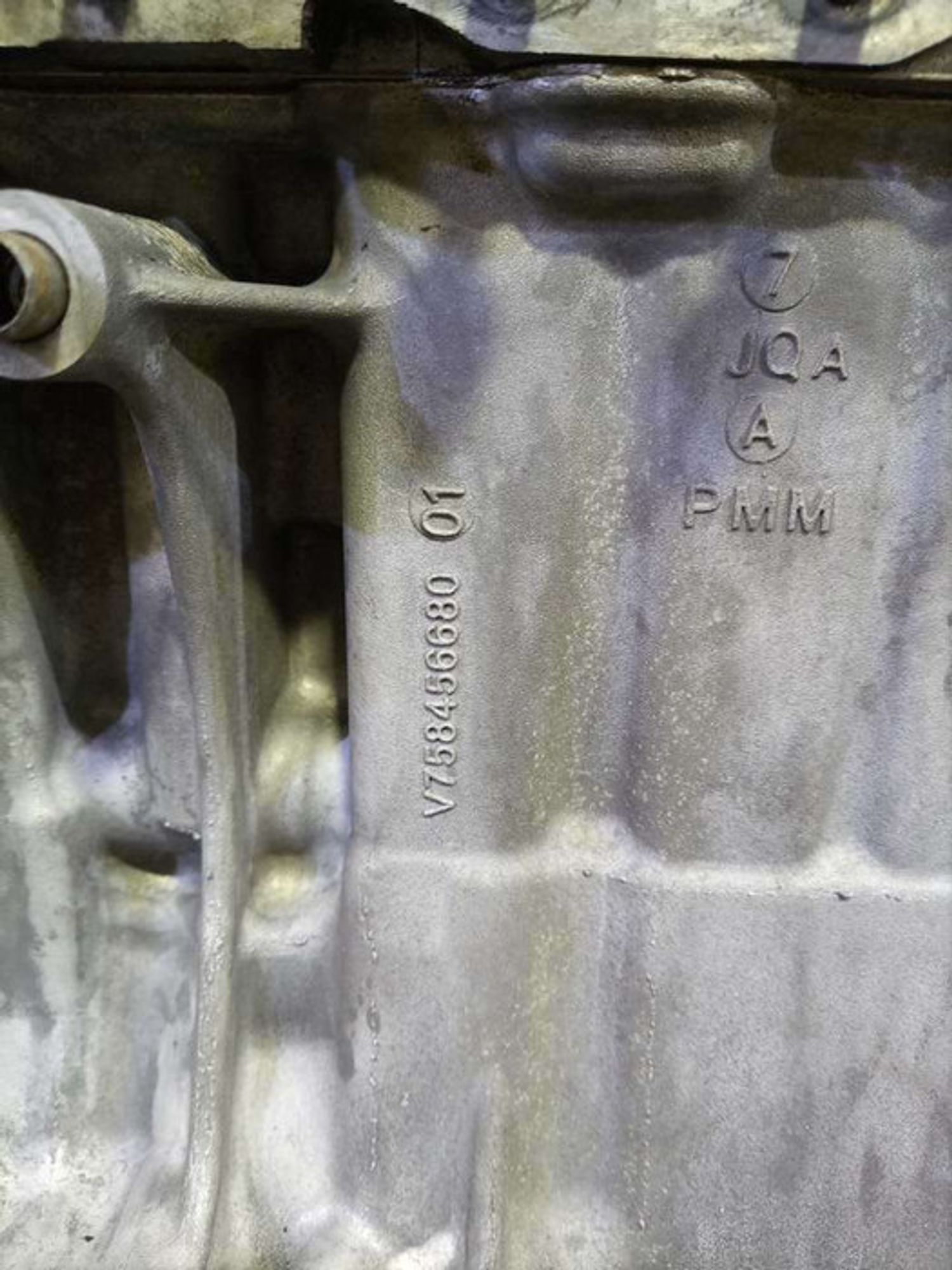 https://gcs.partsauto.market/rn-stockpro.appspot.com/thmbs/78ee0fb3787e2dce013ed29fc8a1120c/c3cf62fd4176063d94651920683807c4/723cefc9e6b99e1df680f34032ad3019.jpg