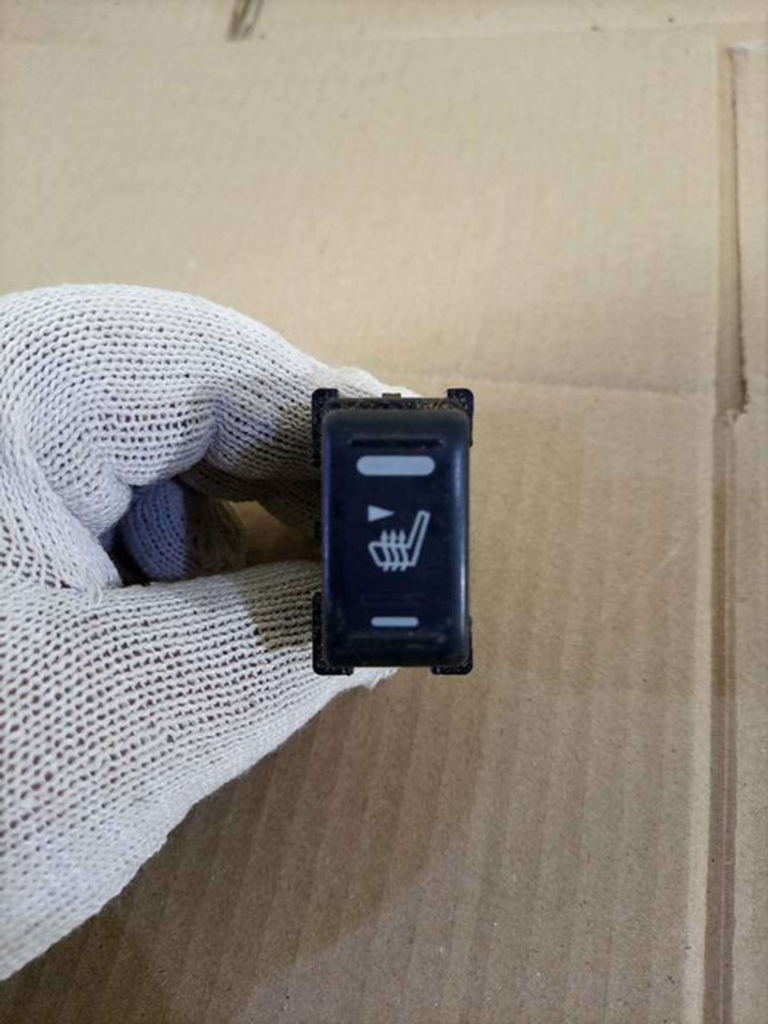 https://gcs.partsauto.market/rn-stockpro.appspot.com/thmbs/78ee0fb3787e2dce013ed29fc8a1120c/c4298250a05a23b267142ccca34eb3e3/997d8c286db3a3b996e7d259340a3d3f.jpg