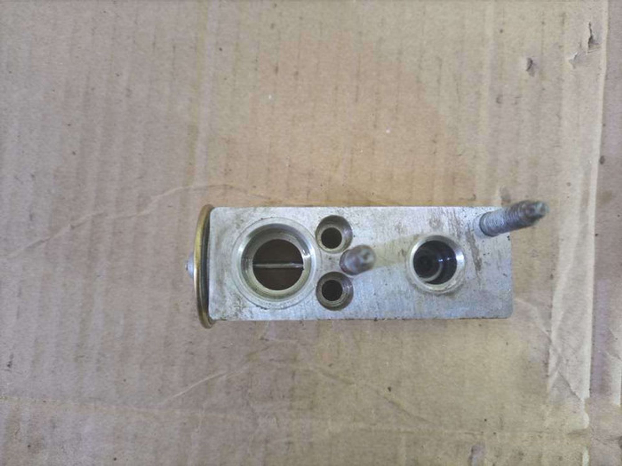 https://gcs.partsauto.market/rn-stockpro.appspot.com/thmbs/78ee0fb3787e2dce013ed29fc8a1120c/ce0a6d92cce7120142b04be59f7ae709/a18fee5a63278835eaaed62c63b82fe1.jpg
