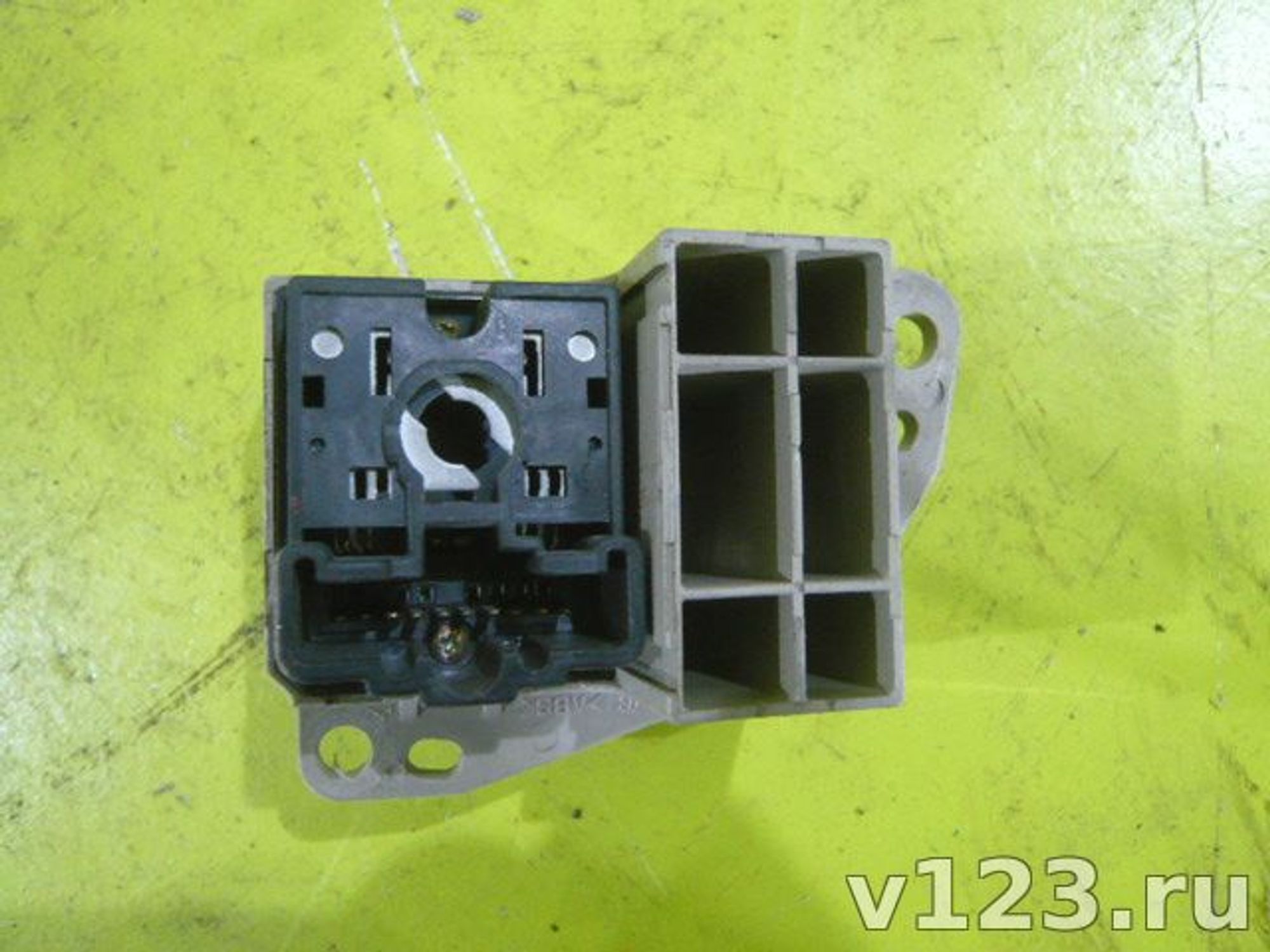 https://gcs.partsauto.market/rn-stockpro.appspot.com/thmbs/78ee0fb3787e2dce013ed29fc8a1120c/d0e2028ba8778c06a7767a109641ee7e/5f29bf65d25a0b71a1d1268d1eee5a12.jpg