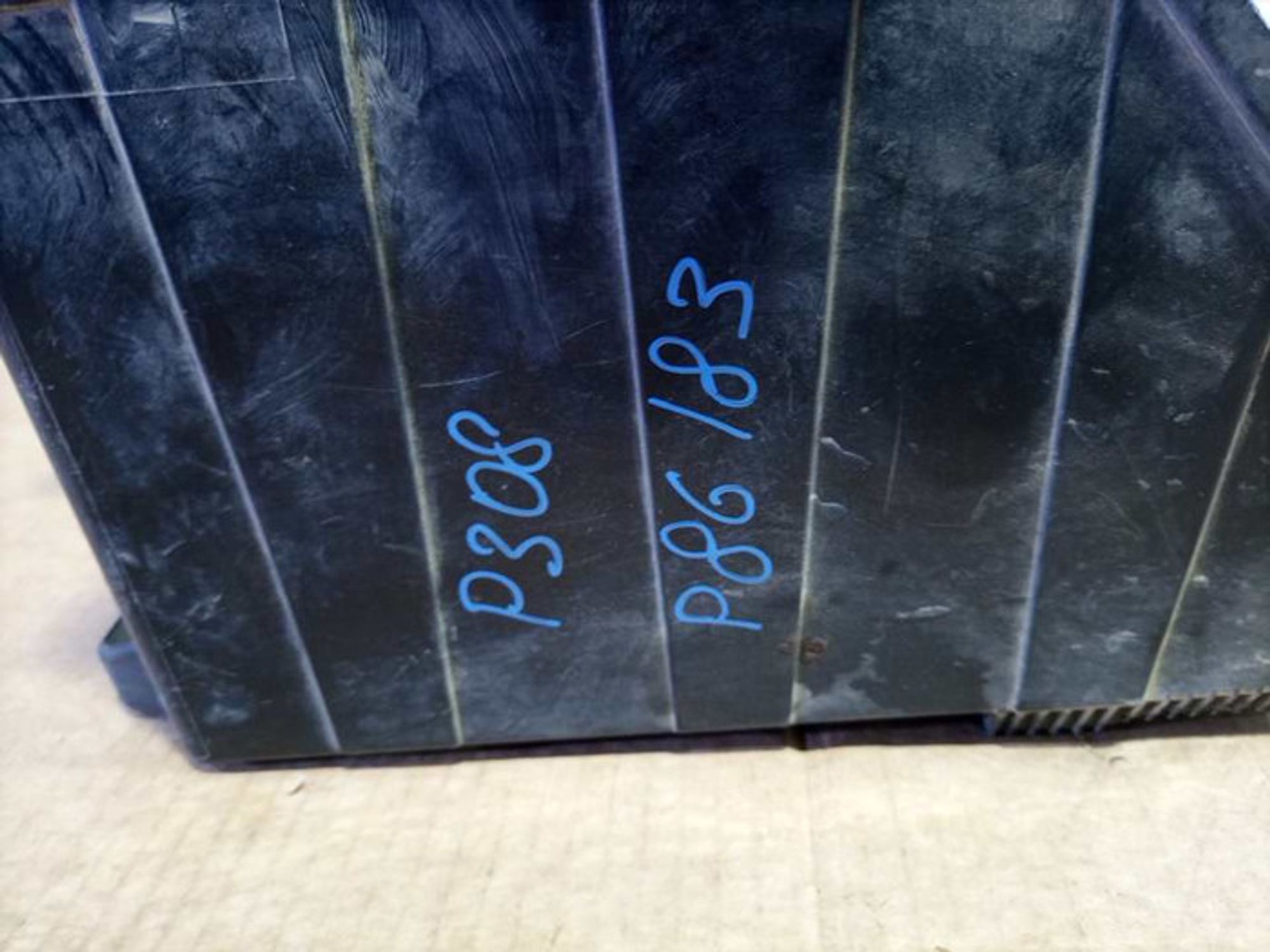 https://gcs.partsauto.market/rn-stockpro.appspot.com/thmbs/78ee0fb3787e2dce013ed29fc8a1120c/e52cca4d1e8ff8fea916124de678f045/6fe9edf0363b1d406bbdf0a7c03d9ce7.jpg