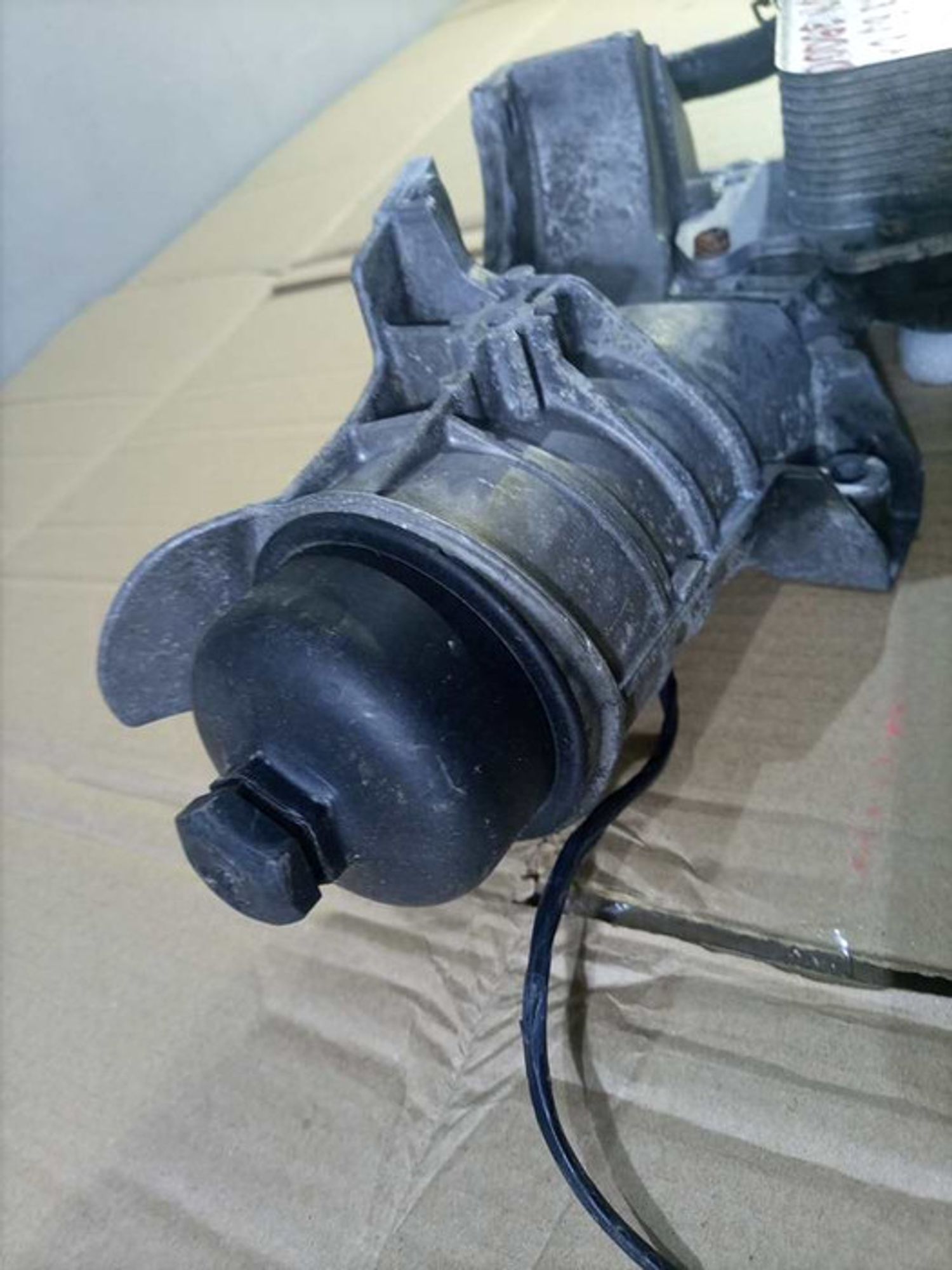 https://gcs.partsauto.market/rn-stockpro.appspot.com/thmbs/78ee0fb3787e2dce013ed29fc8a1120c/ecd5141bd2ca3d31b2163d328a7abd3d/3615ea78347f1a11c7d562f93ba87587.jpg