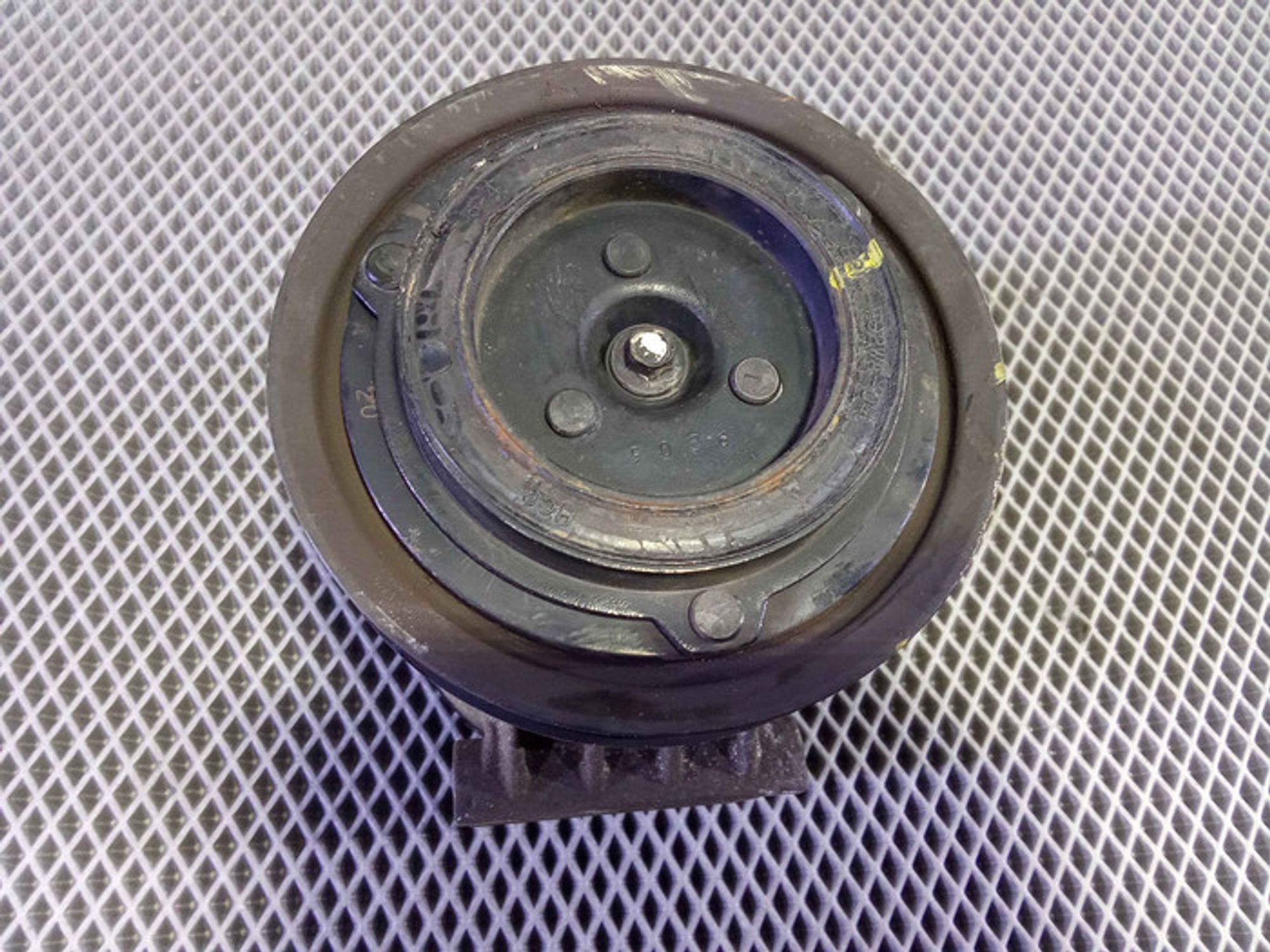 https://gcs.partsauto.market/rn-stockpro.appspot.com/thmbs/78ee0fb3787e2dce013ed29fc8a1120c/f613aab90744cf79dcad7f947351c5d7/8eea9b9afd31a2e6204b474c601db2c1.jpg