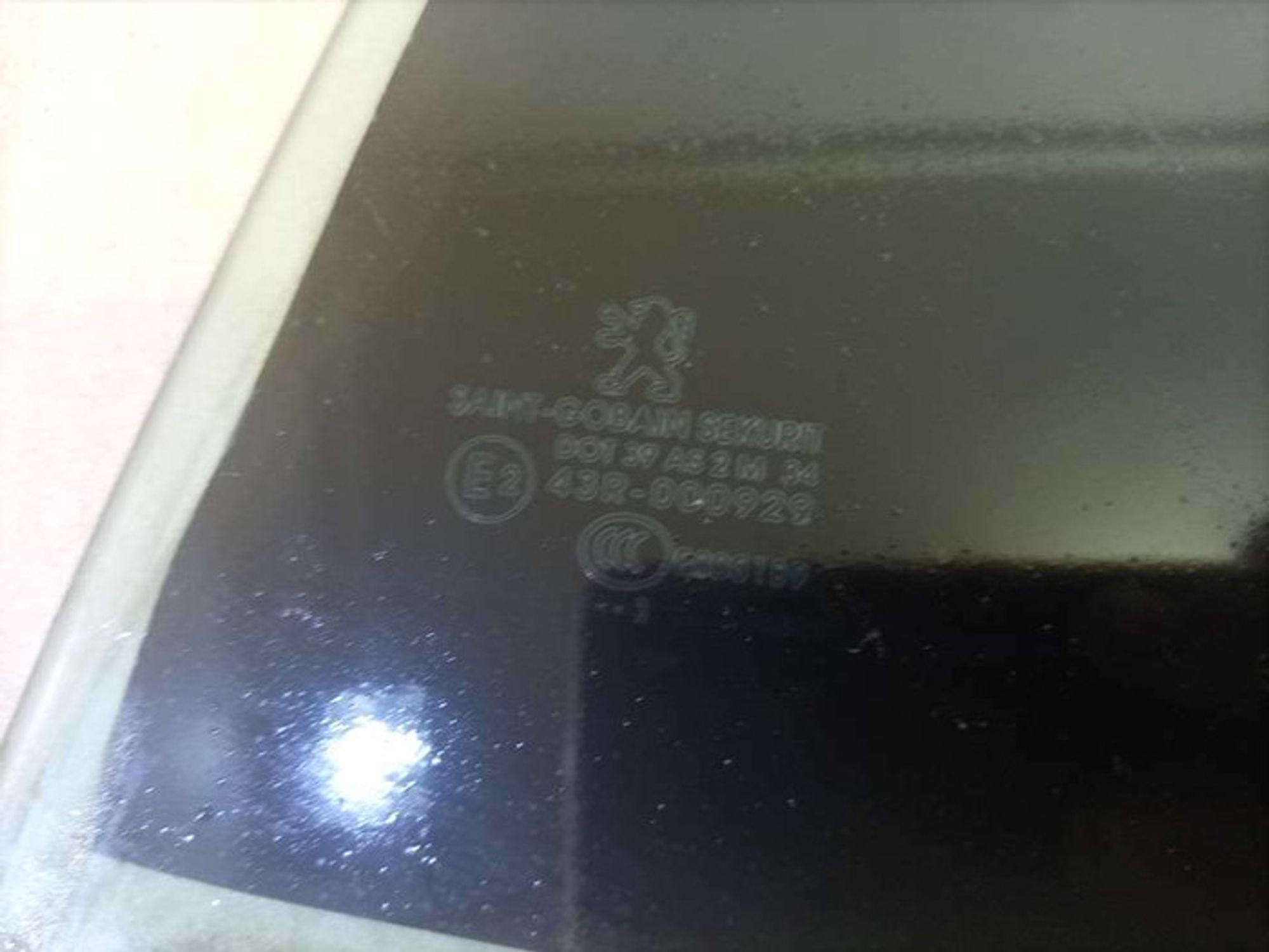 https://gcs.partsauto.market/rn-stockpro.appspot.com/thmbs/78ee0fb3787e2dce013ed29fc8a1120c/fde85c41998b4ccedac06e4801e66a4c/b2fa823a58f859bd75467397329fd164.jpg