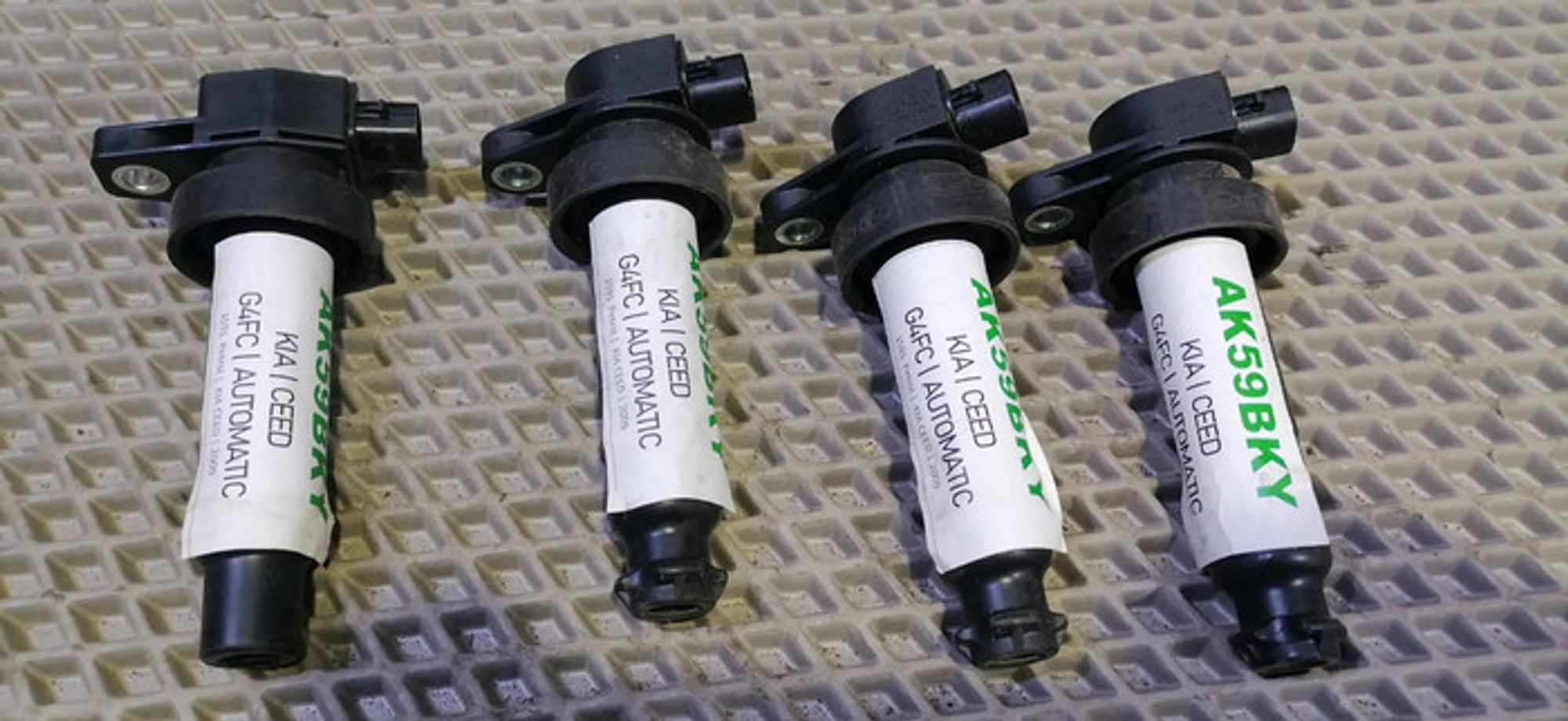 https://gcs.partsauto.market/rn-stockpro.appspot.com/thmbs/78ee0fb3787e2dce013ed29fc8a1120c/ff12ba850b0a7e37e73b9bc0c991e864/43babf60c8b8c46db1f2bfa206d3385c.jpg