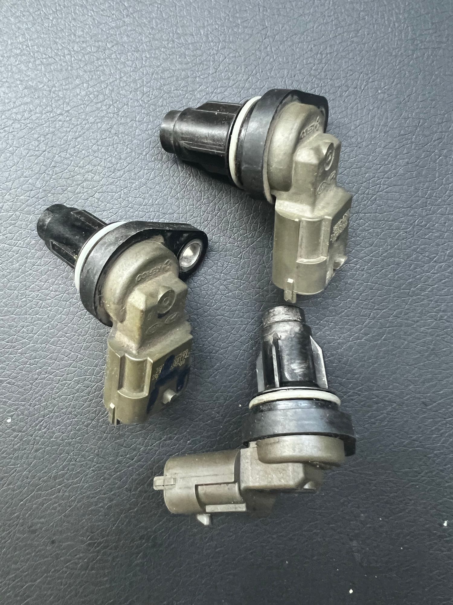 https://gcs.partsauto.market/rn-stockpro.appspot.com/thmbs/82798d1dea2c19ada63d093c70529e74/parts/20619968-7d26-529e-a9e7-d5eb4d144ce8_fb552c75c181d07496df410d67d8d15f.jpg