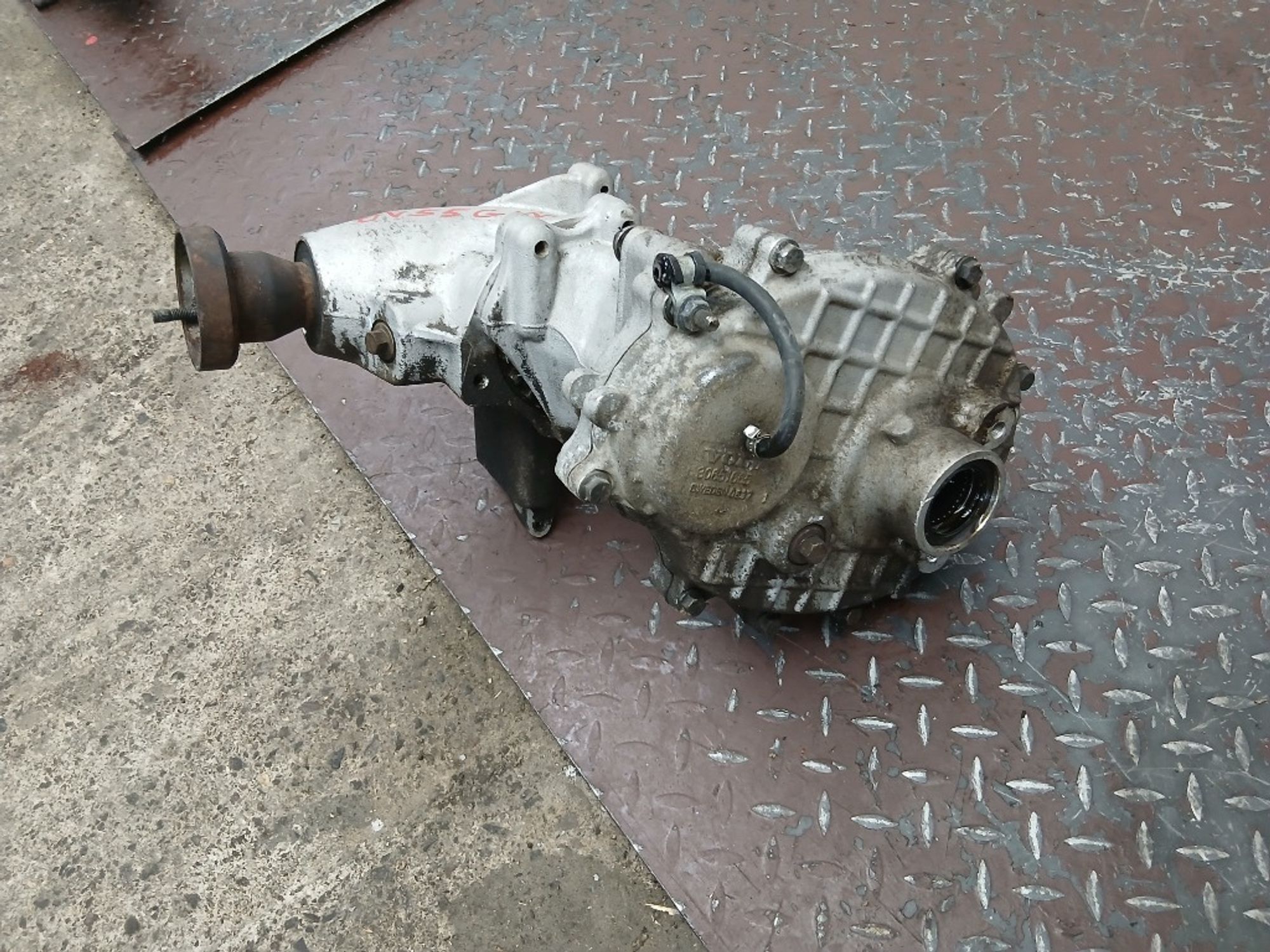 https://gcs.partsauto.market/rn-stockpro.appspot.com/thmbs/84e14ca707935ccb1ed00cae054931e6/19678a86d4095069aa8257ecee0eae42/50125bb9fe59040a2e525329dd27083a.jpg