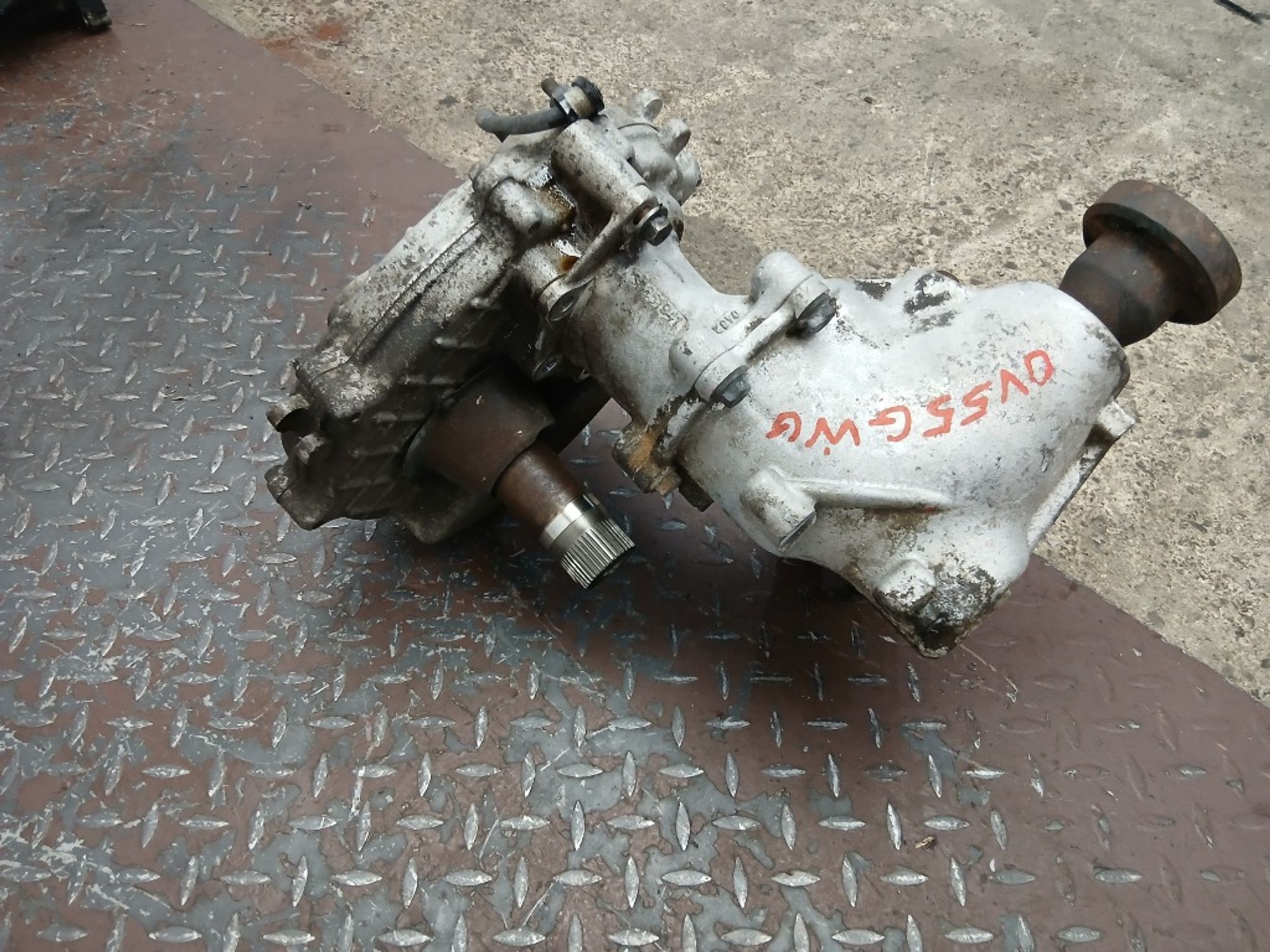 https://gcs.partsauto.market/rn-stockpro.appspot.com/thmbs/84e14ca707935ccb1ed00cae054931e6/19678a86d4095069aa8257ecee0eae42/87151e09a8f72e4772c94e19fc4487eb.jpg