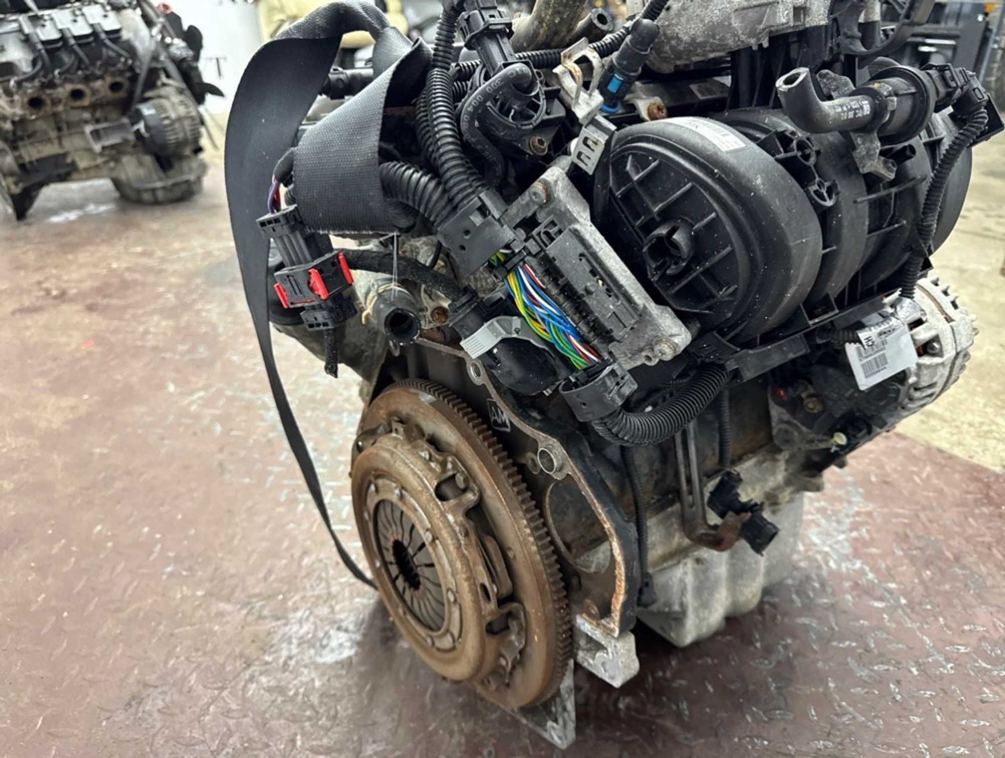 https://gcs.partsauto.market/rn-stockpro.appspot.com/thmbs/84e14ca707935ccb1ed00cae054931e6/219c3e2227209424203b9445708dd240/b591586b3c35f4d16bab71fca2df89ae.jpg