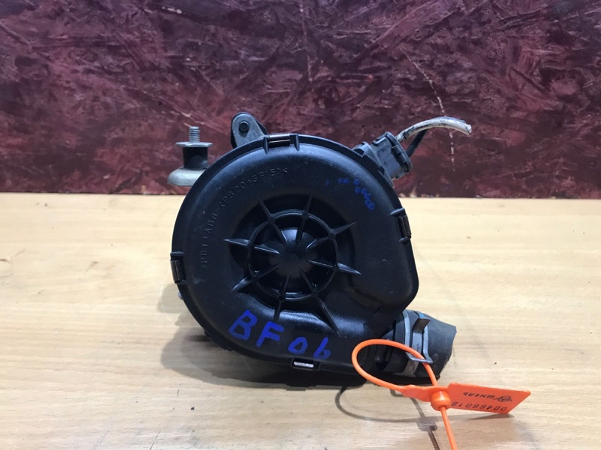 https://gcs.partsauto.market/rn-stockpro.appspot.com/thmbs/84e14ca707935ccb1ed00cae054931e6/6eae9552a428fe6858b5477fdee9f741/1b65faa840537c5517217c8878df6a31.jpg