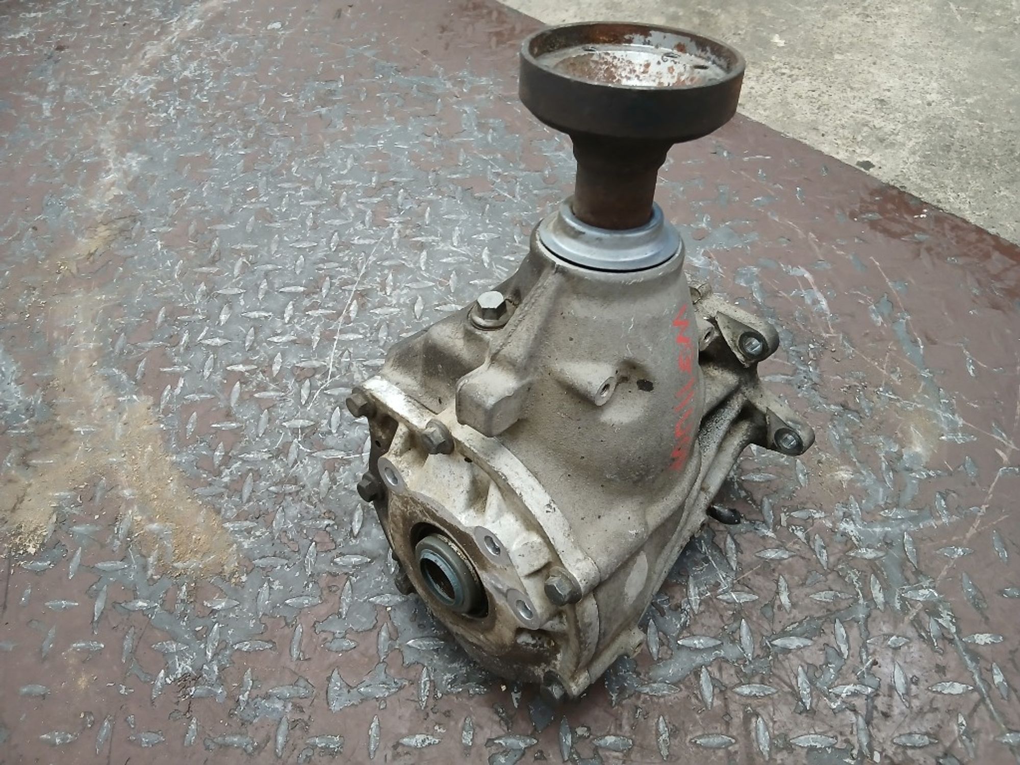 https://gcs.partsauto.market/rn-stockpro.appspot.com/thmbs/84e14ca707935ccb1ed00cae054931e6/cc99d91d603fb74036c82f59f2686c44/0fcdb34231dd201b0be9173e580b31d0.jpg
