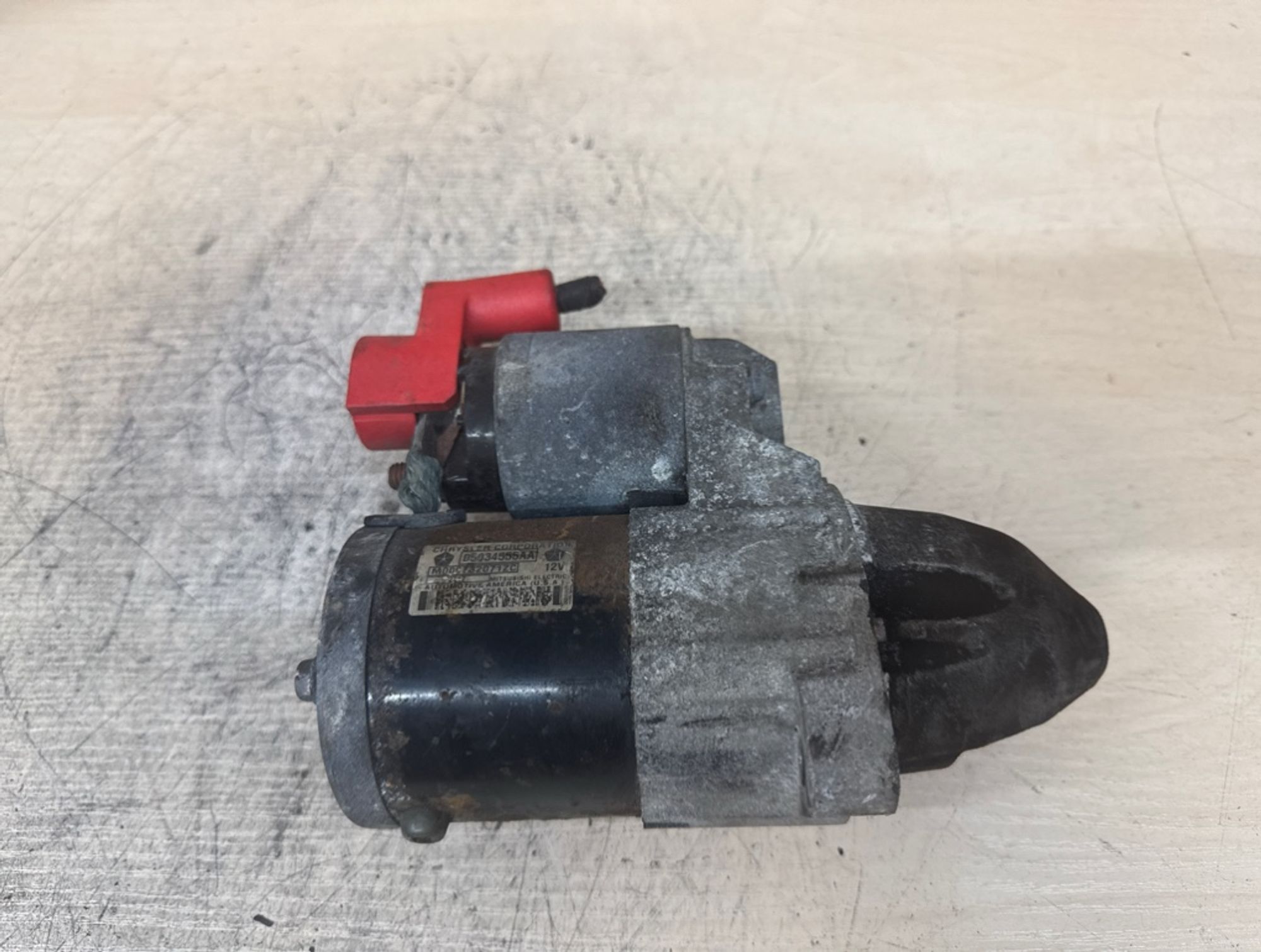 https://gcs.partsauto.market/rn-stockpro.appspot.com/thmbs/84e14ca707935ccb1ed00cae054931e6/f3fe2207c83f1eb842f1be5955e21db1/4714a75b1fdac315ea19f289ba5cb03e.jpg