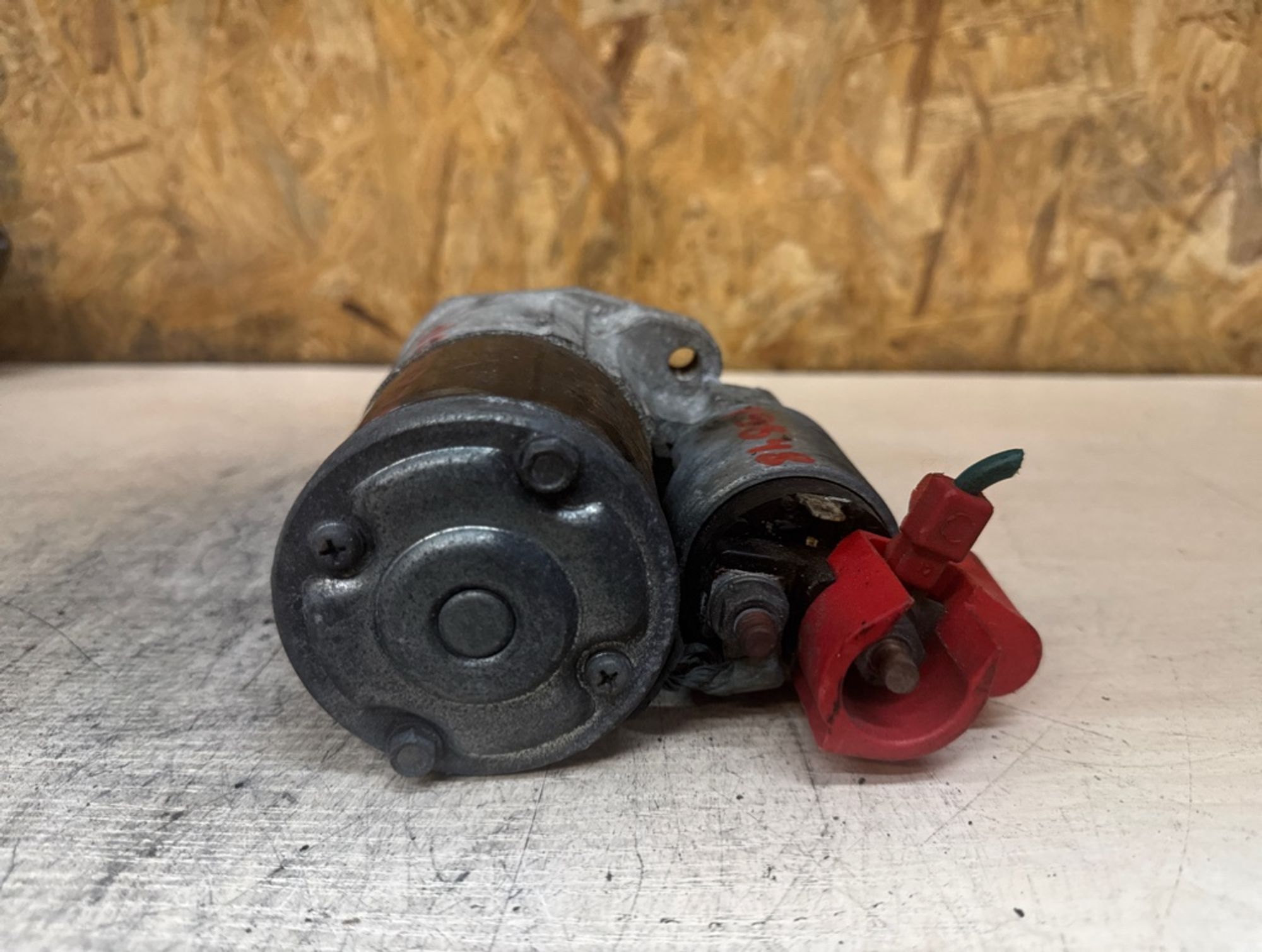https://gcs.partsauto.market/rn-stockpro.appspot.com/thmbs/84e14ca707935ccb1ed00cae054931e6/f3fe2207c83f1eb842f1be5955e21db1/78349107dc8a26eb46a20723e4815f50.jpg