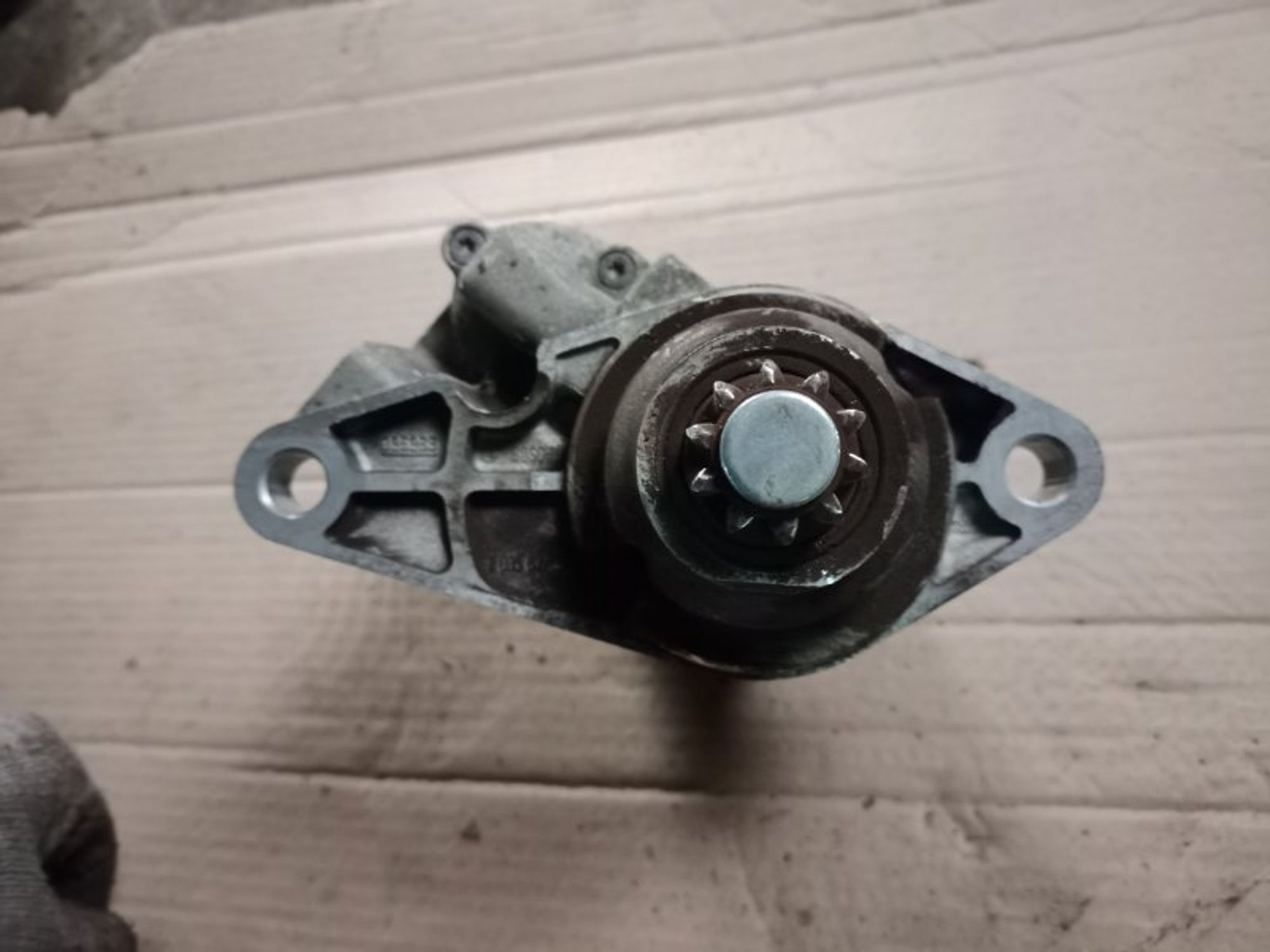 https://gcs.partsauto.market/rn-stockpro.appspot.com/thmbs/84e14ca707935ccb1ed00cae054931e6/f7bff448c9bedb2feffe518bc0c19efa/e39f38fb174d1cfa7ae2f72a1469a23b.jpg