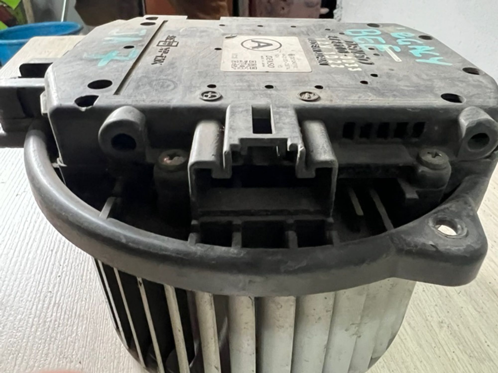 https://gcs.partsauto.market/rn-stockpro.appspot.com/thmbs/a568e49f036eb80dc67a6bda74442c91/c9de5b326e322d77db06091059cdb684/859b085a009cfc9cd92eac46d322c772.jpg