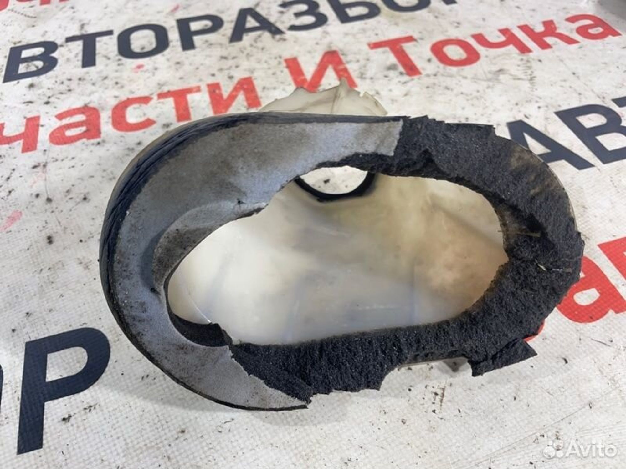 https://gcs.partsauto.market/rn-stockpro.appspot.com/thmbs/afb38d96ab8c9795ecac00e406b21163/0150cc9d50d74503b5f2005589275a9a/5e4e758ddbcc1b59b6196cbee568adf4.jpg