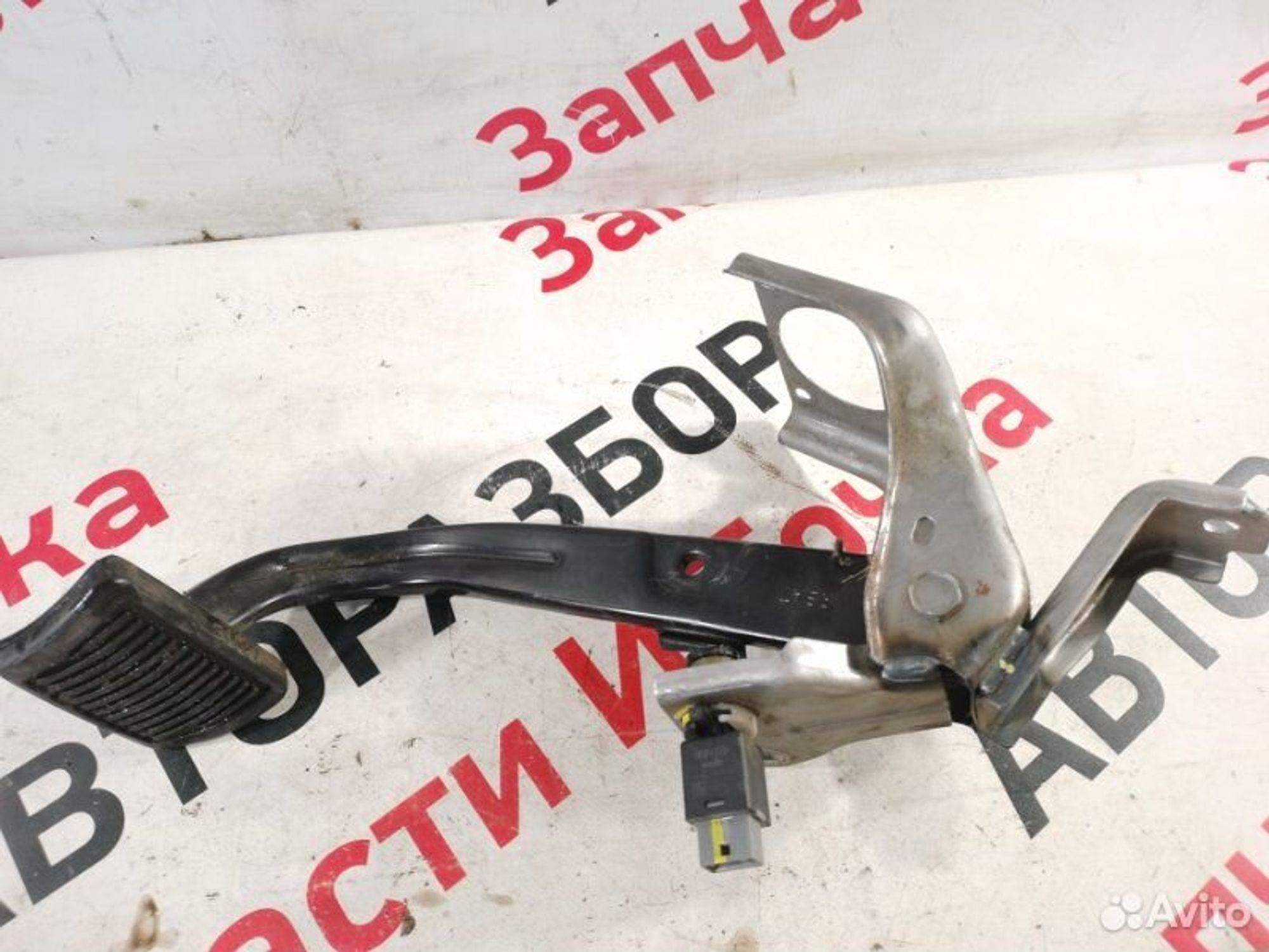 https://gcs.partsauto.market/rn-stockpro.appspot.com/thmbs/afb38d96ab8c9795ecac00e406b21163/0302b31d5554b4f9513f8b10664affa2/ea30474dc78c54530828ef84ffc29a83.jpg