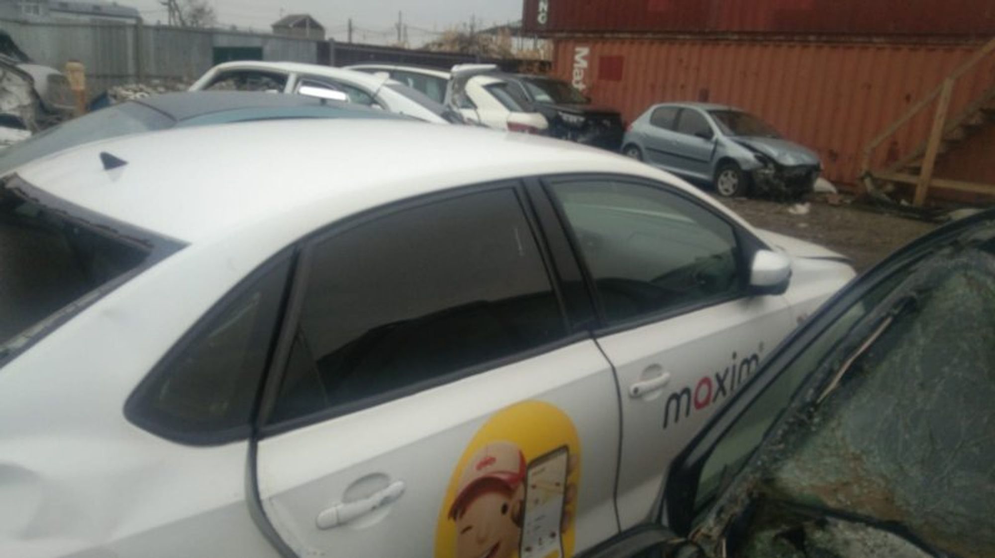 https://gcs.partsauto.market/rn-stockpro.appspot.com/thmbs/afb38d96ab8c9795ecac00e406b21163/04912b5d2b6e94bb92073e0f2d926a37/6692fe373bc54766645e9db59e6cbd7d.jpg