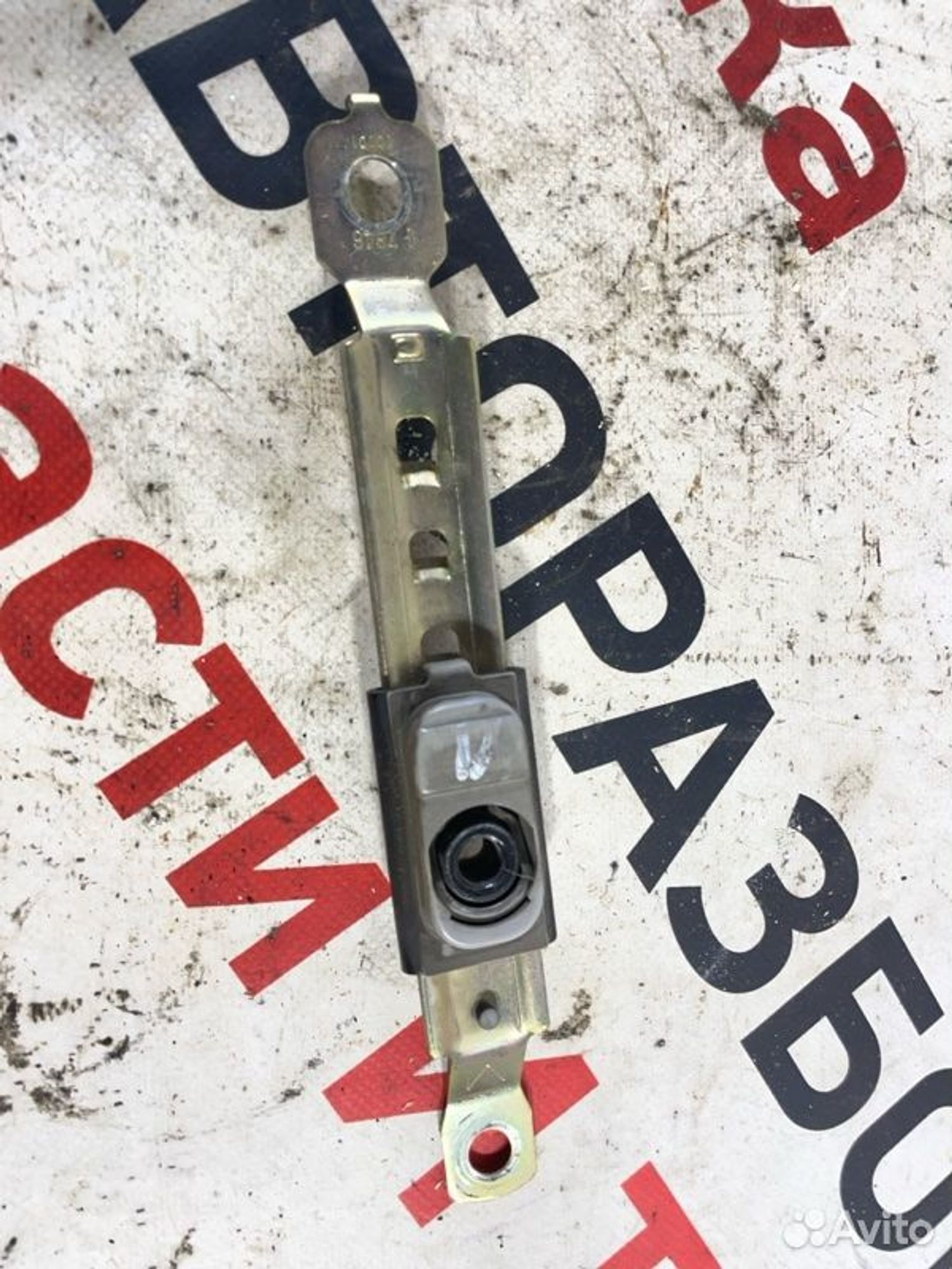https://gcs.partsauto.market/rn-stockpro.appspot.com/thmbs/afb38d96ab8c9795ecac00e406b21163/0675363b4bfd71884dd76148f71b90b3/a5bbcf00c72bf2aaed6df075adc089cb.jpg