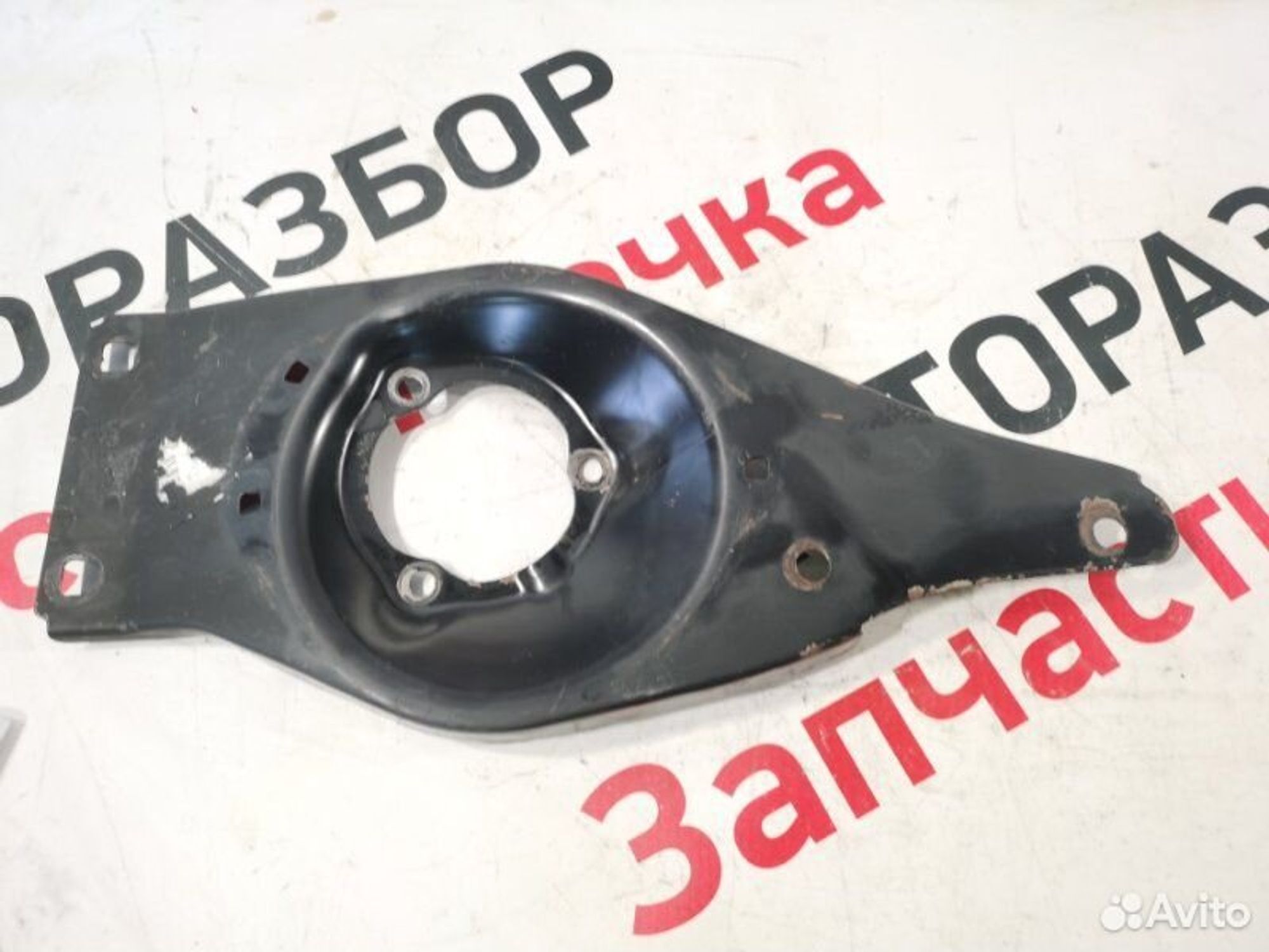Опора стойки передняя левая Ford Mondeo седан 1.8L