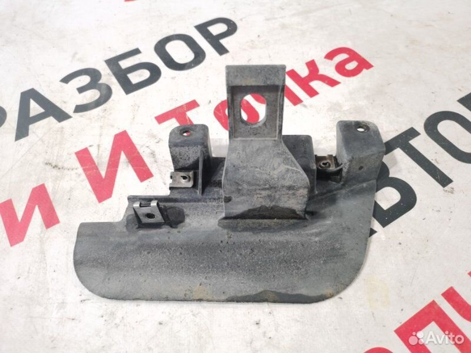 https://gcs.partsauto.market/rn-stockpro.appspot.com/thmbs/afb38d96ab8c9795ecac00e406b21163/12e6b5d8858f8d94caf2da1a7450b1d8/72a4df23b2ff1d4e60175f972023e162.jpg