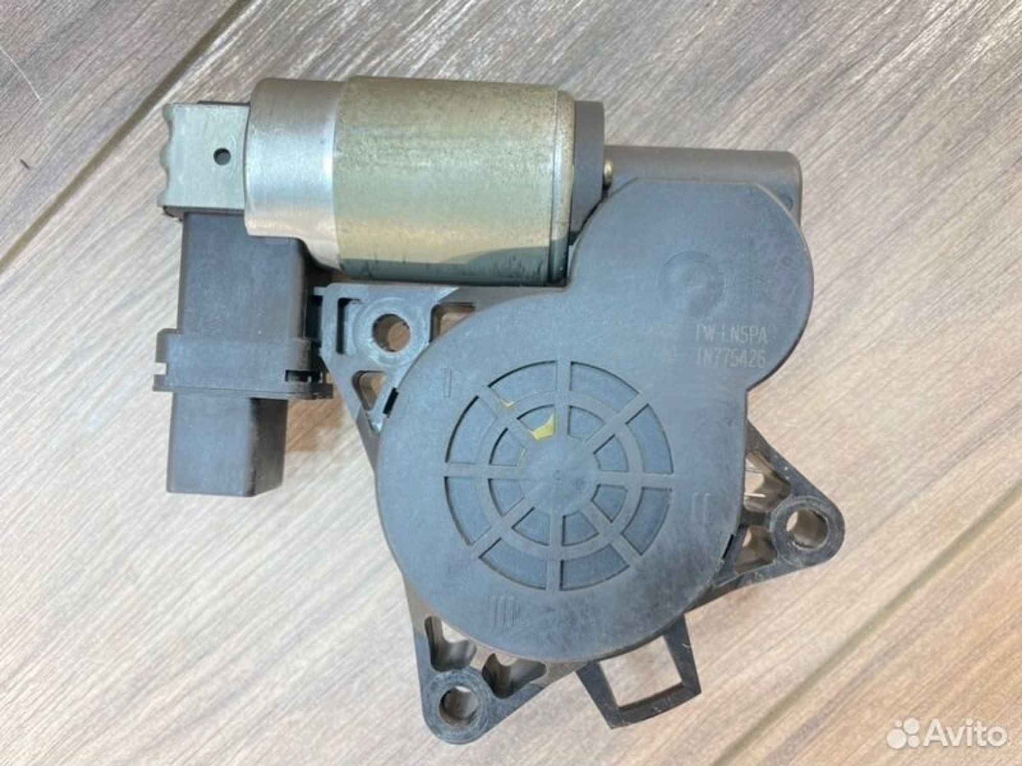 https://gcs.partsauto.market/rn-stockpro.appspot.com/thmbs/afb38d96ab8c9795ecac00e406b21163/141a7577f591a201137f4e0fcc503a55/2a2981a641936693788510557ea6dafc.jpg