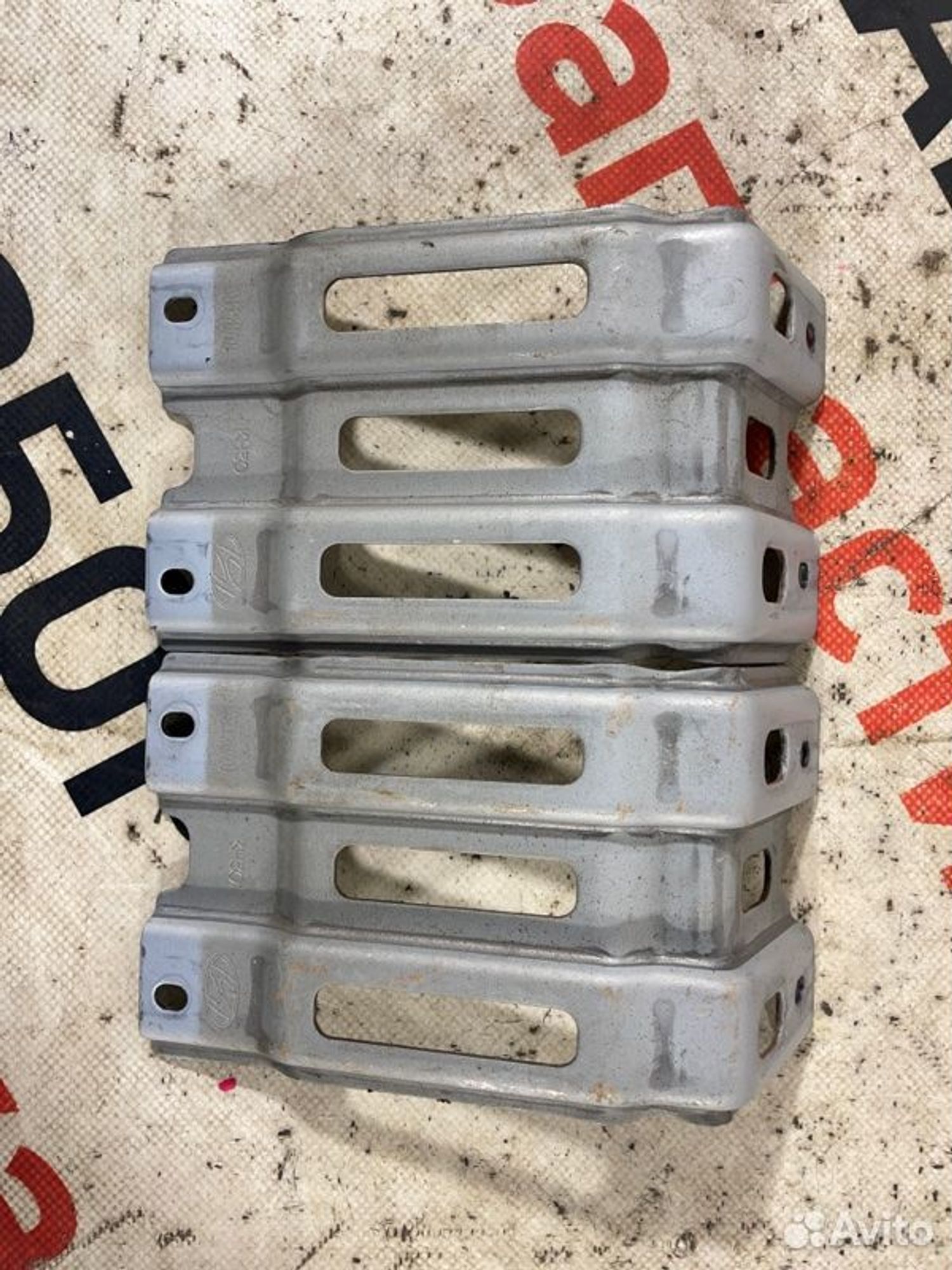 https://gcs.partsauto.market/rn-stockpro.appspot.com/thmbs/afb38d96ab8c9795ecac00e406b21163/1dda54ef21eeadca8f5066c41e8d8696/1792ddf1dfd6cb7e8a24a836b23c6888.jpg