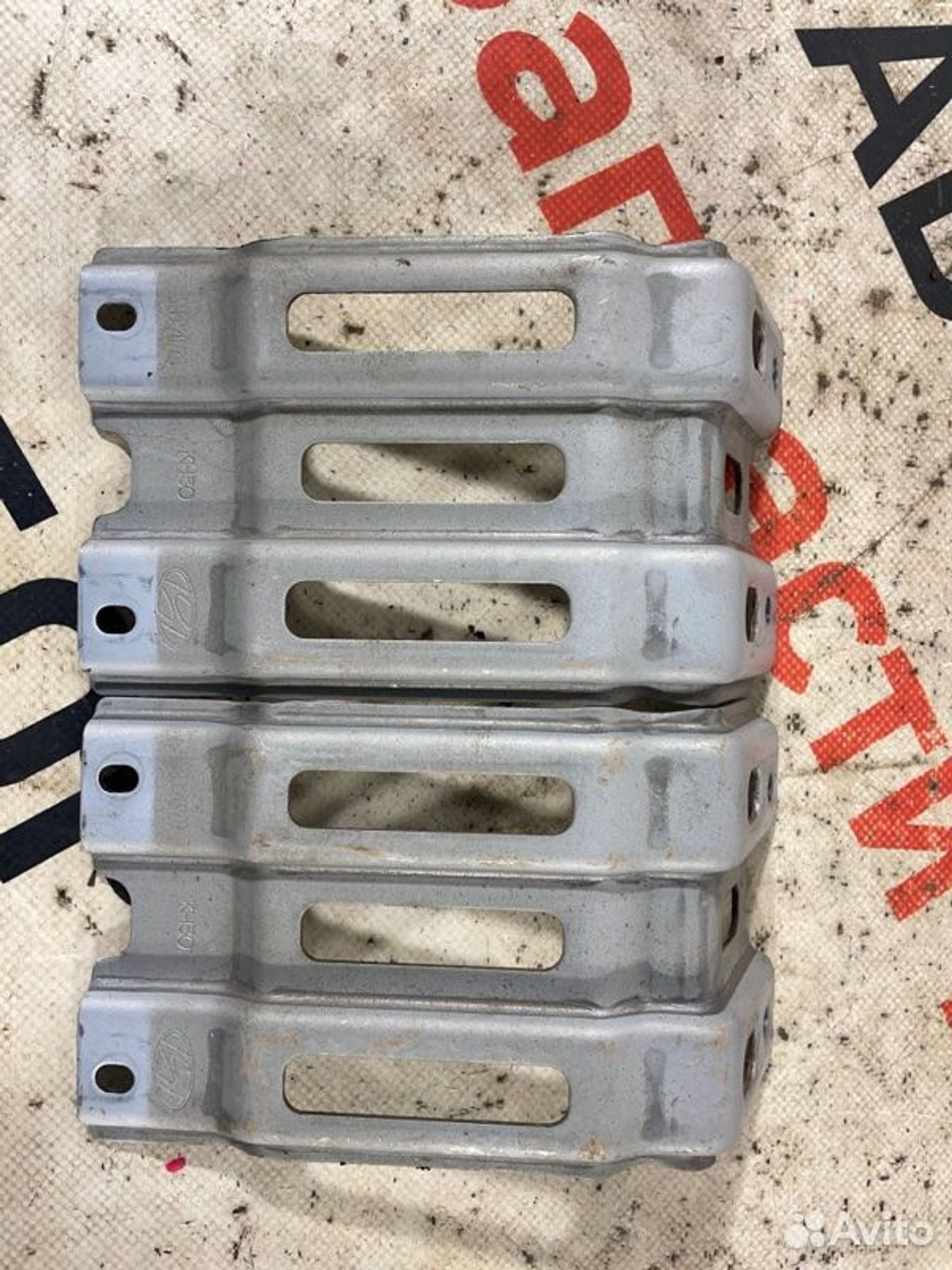 https://gcs.partsauto.market/rn-stockpro.appspot.com/thmbs/afb38d96ab8c9795ecac00e406b21163/1dda54ef21eeadca8f5066c41e8d8696/a15c07cdb08414828290f266b25af7ec.jpg