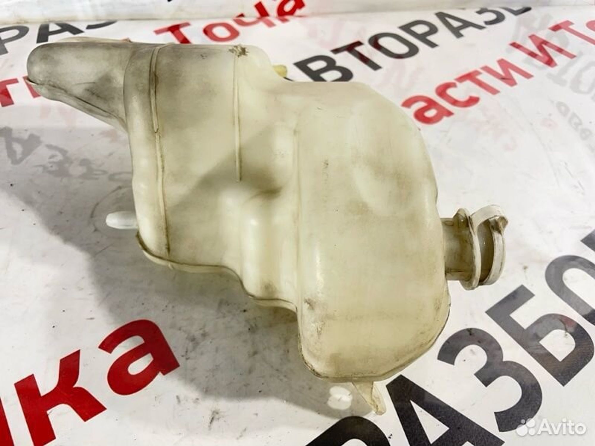 https://gcs.partsauto.market/rn-stockpro.appspot.com/thmbs/afb38d96ab8c9795ecac00e406b21163/214bc4d90618be9844e5072553d78355/588e99b9656c74aed80655d094cae754.jpg