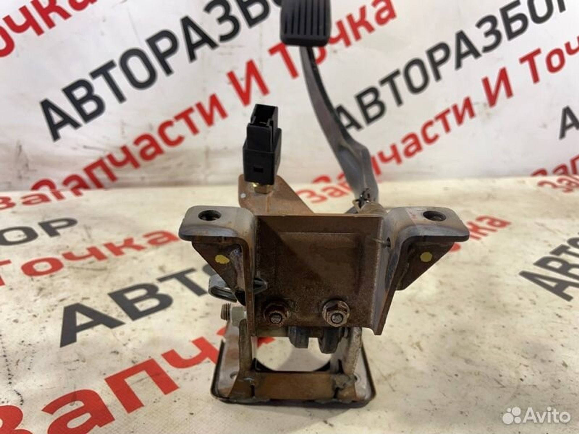 https://gcs.partsauto.market/rn-stockpro.appspot.com/thmbs/afb38d96ab8c9795ecac00e406b21163/24164aa7ca11823c992022573ac8a6b4/bd0e14e247f62b49a2d13a9bc6d91949.jpg