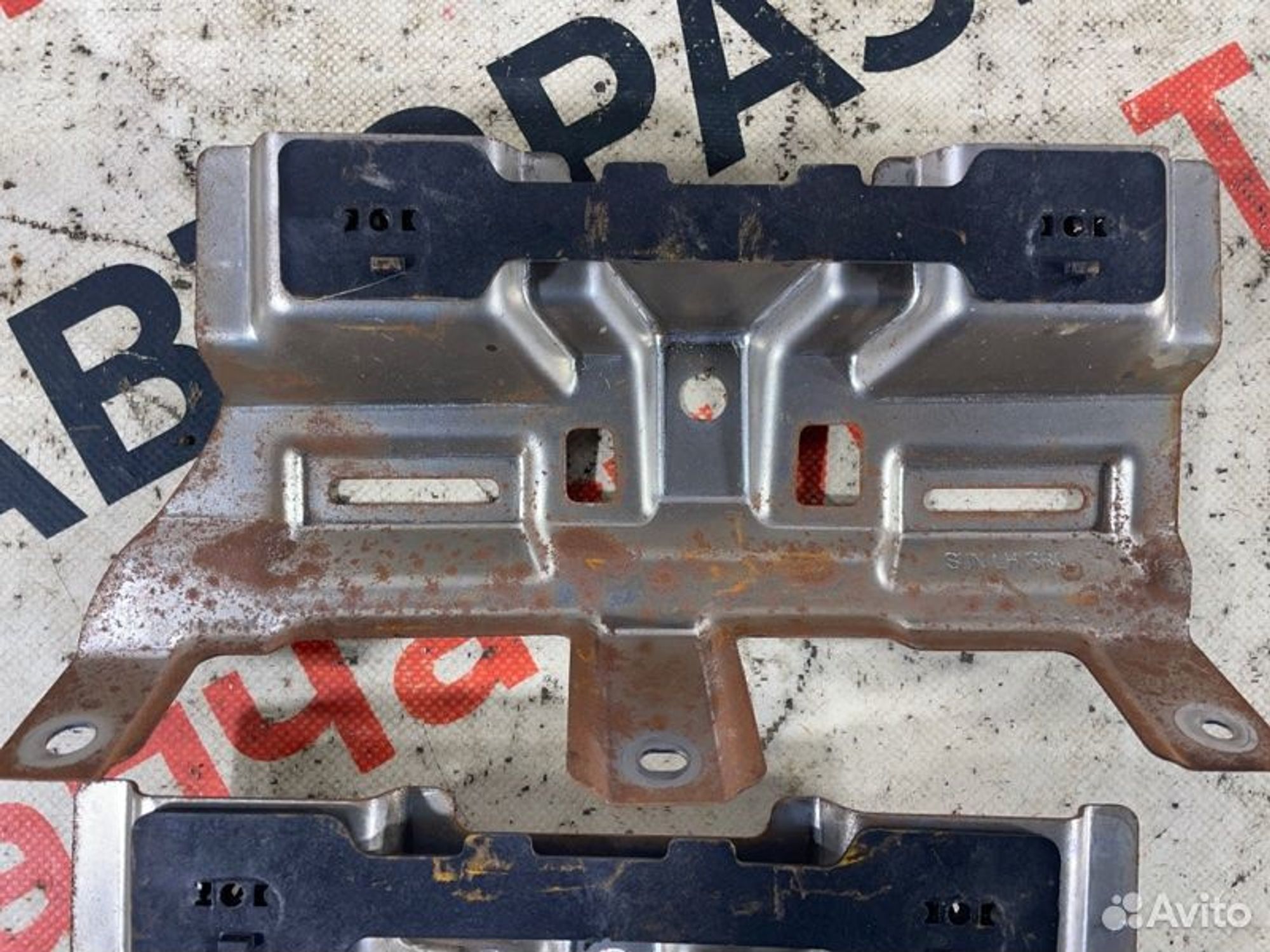 https://gcs.partsauto.market/rn-stockpro.appspot.com/thmbs/afb38d96ab8c9795ecac00e406b21163/2b48425482e20f949397a6b4224c7e2a/7ab703f2a2aa4c261e99b956c189a64b.jpg