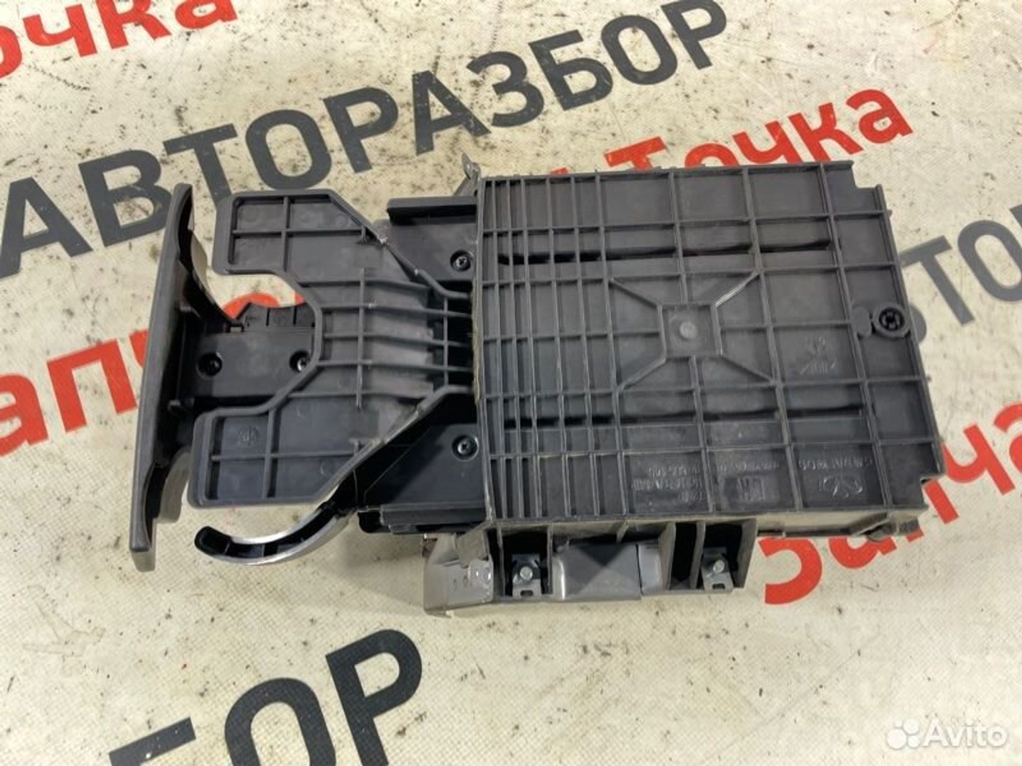 https://gcs.partsauto.market/rn-stockpro.appspot.com/thmbs/afb38d96ab8c9795ecac00e406b21163/2c5ac2ec866fd0146fd898a7d8c58c8e/2981979c2a263fb786f50ae2b36d9cd8.jpg