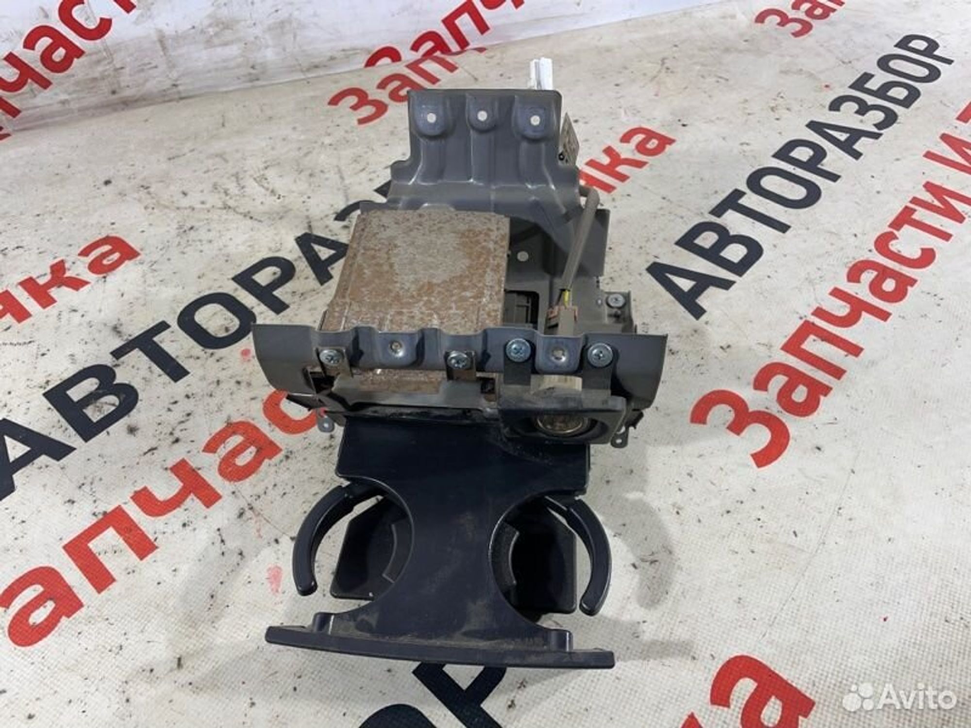 https://gcs.partsauto.market/rn-stockpro.appspot.com/thmbs/afb38d96ab8c9795ecac00e406b21163/2c5ac2ec866fd0146fd898a7d8c58c8e/65586187538631d393db96f7788861f7.jpg