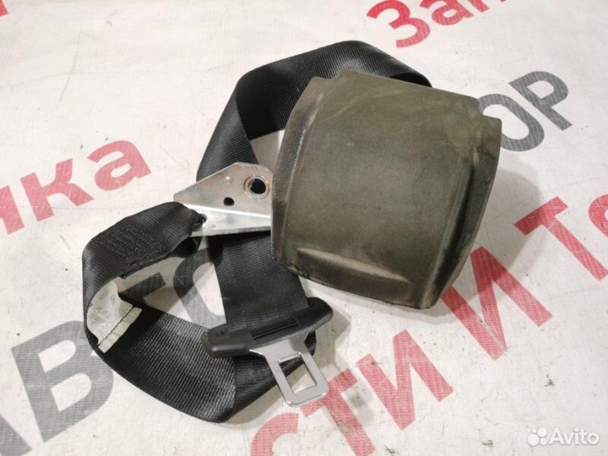 https://gcs.partsauto.market/rn-stockpro.appspot.com/thmbs/afb38d96ab8c9795ecac00e406b21163/2c6aa7941ec13174d0e645a86f9972ff/2228b9f5c587b2745485bada430d4ace.jpg