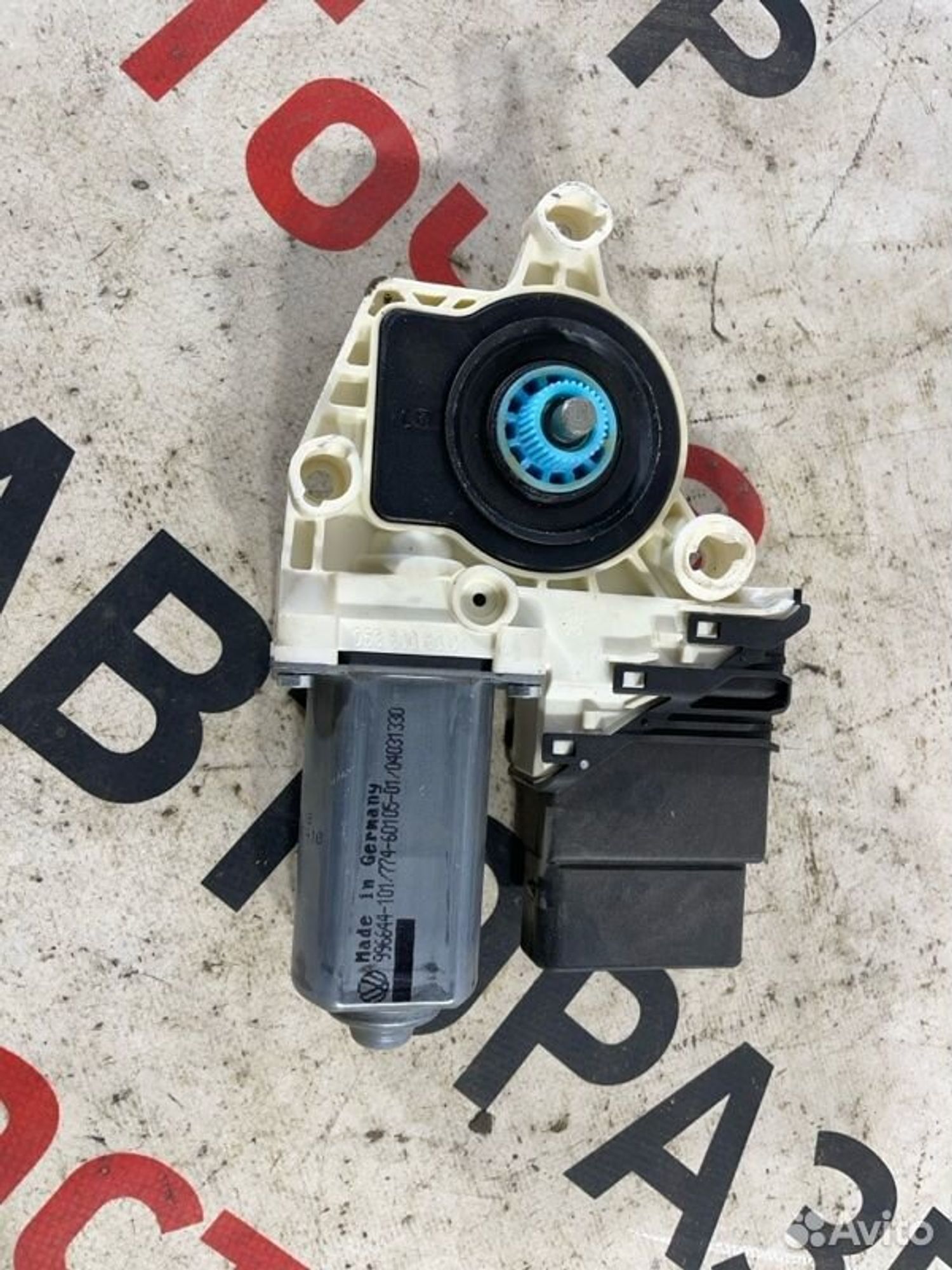 https://gcs.partsauto.market/rn-stockpro.appspot.com/thmbs/afb38d96ab8c9795ecac00e406b21163/2d157620a74e62ec52d13b877ba74917/c6ee1fbb908c03849df368e3b69545a4.jpg