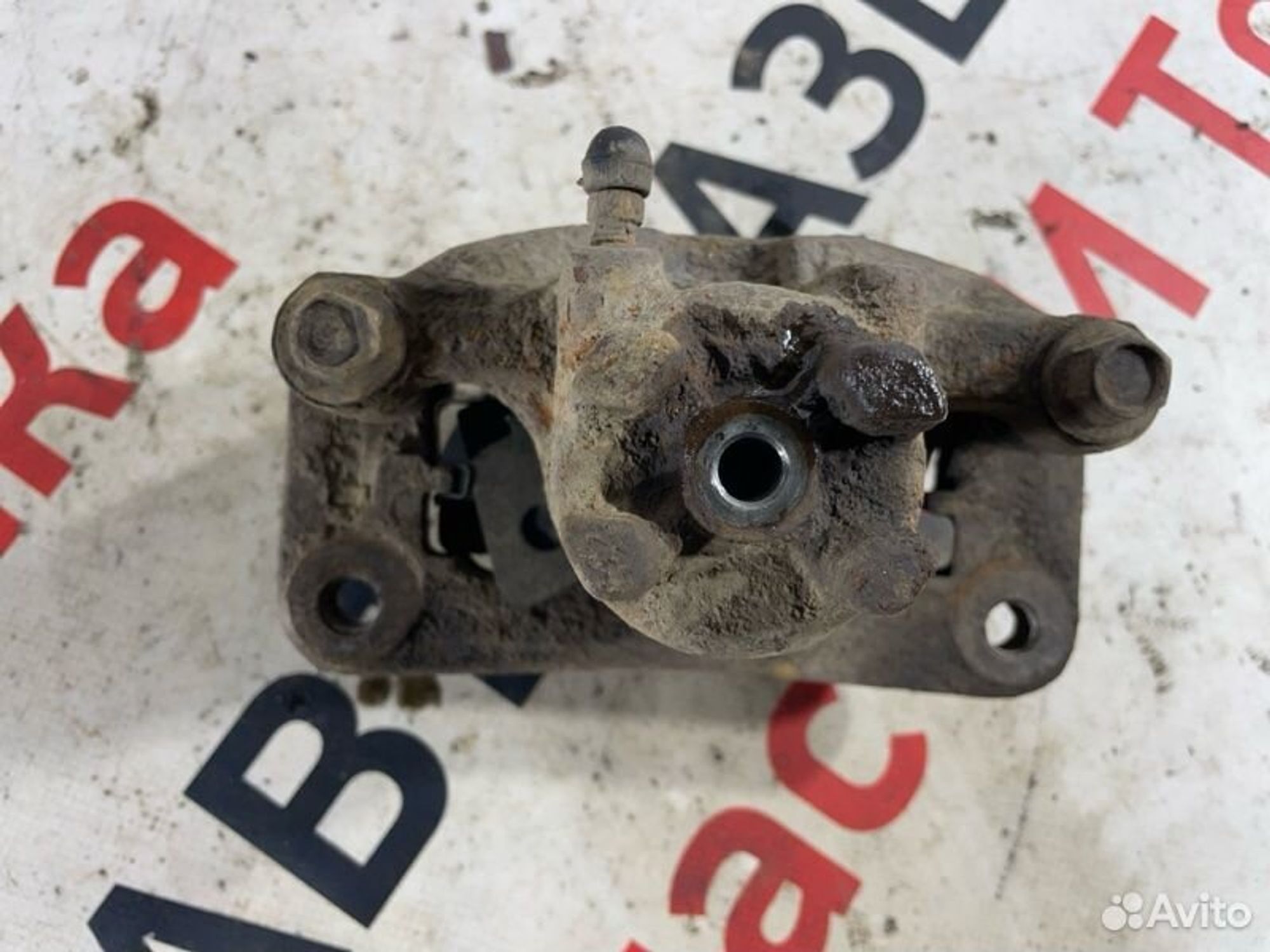 https://gcs.partsauto.market/rn-stockpro.appspot.com/thmbs/afb38d96ab8c9795ecac00e406b21163/2e762839f29a52b6c0998183e81c0047/847d5ecf3b5ceec42f8c399c3772767f.jpg
