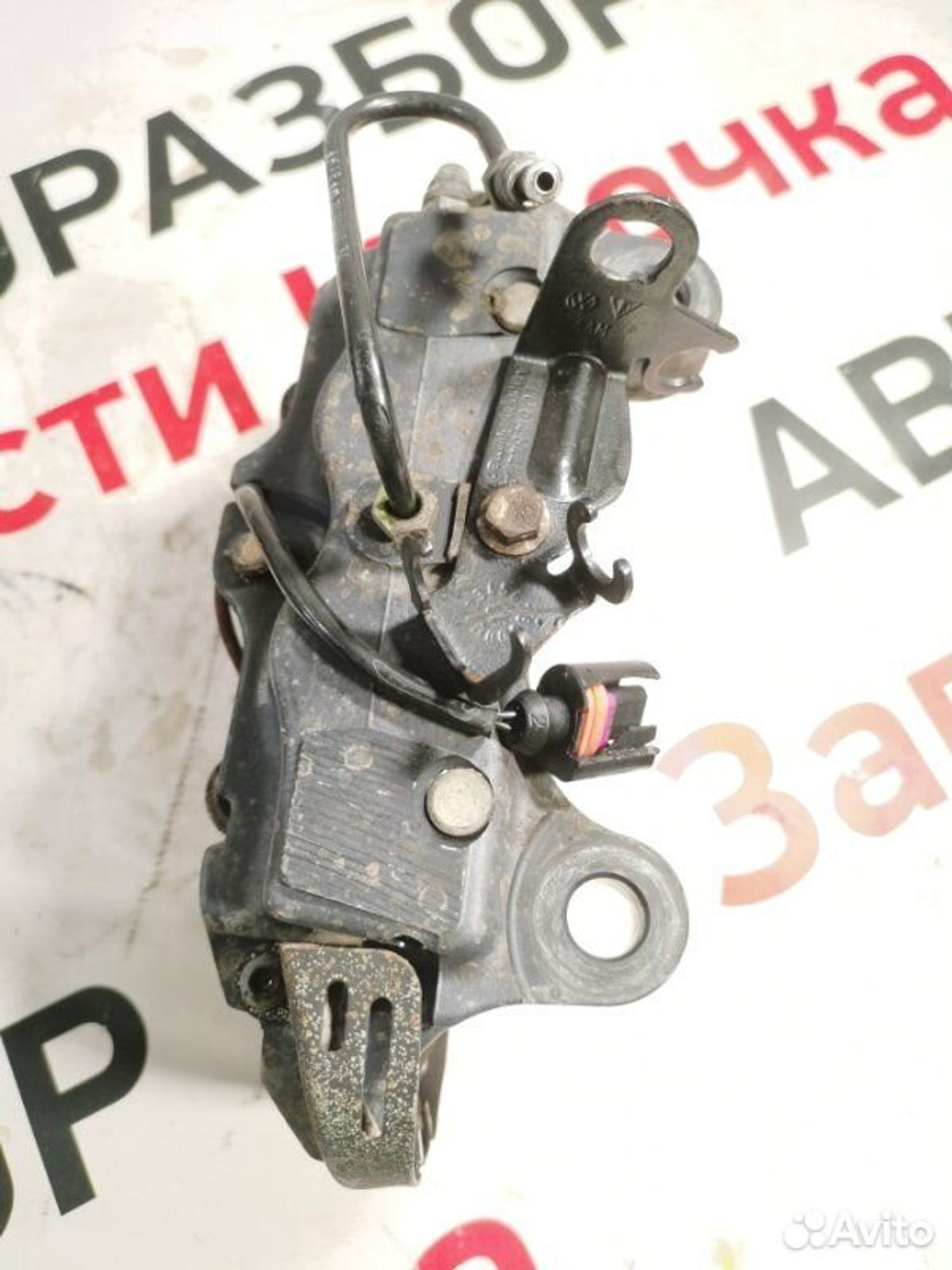https://gcs.partsauto.market/rn-stockpro.appspot.com/thmbs/afb38d96ab8c9795ecac00e406b21163/2f9ca0eb9362222dc68e817f7a70e084/d99587a2df30ce45c997201f0bfc5c17.jpg