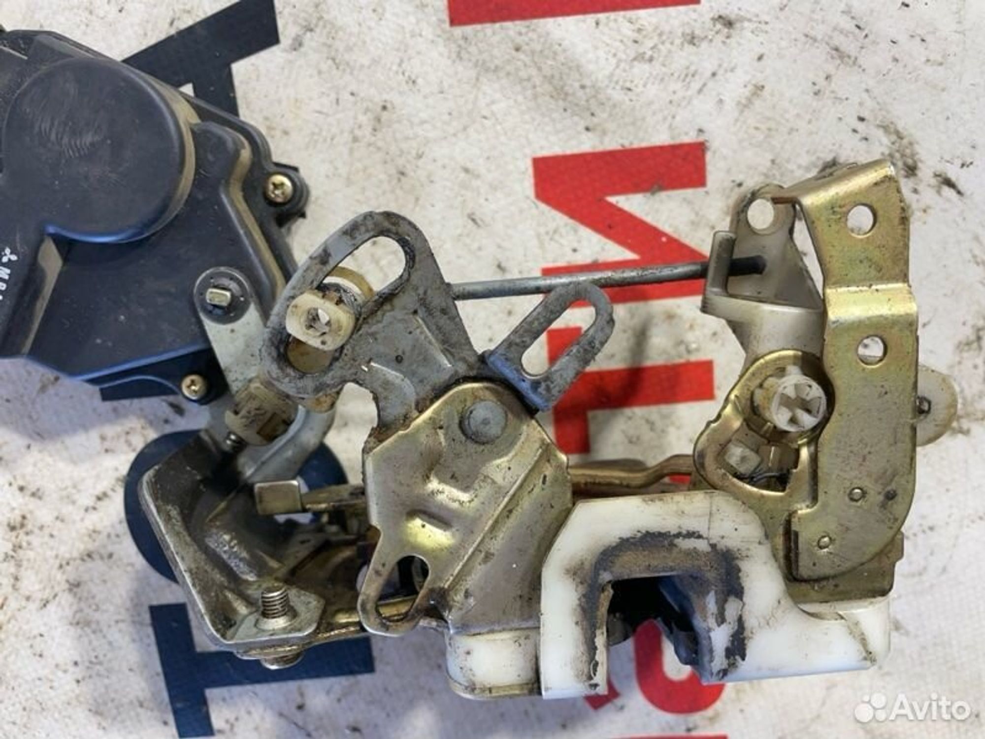 https://gcs.partsauto.market/rn-stockpro.appspot.com/thmbs/afb38d96ab8c9795ecac00e406b21163/32d5de0337d26914dfa005161479aecc/394f80f8ec2980629789c93b9ce0dda0.jpg