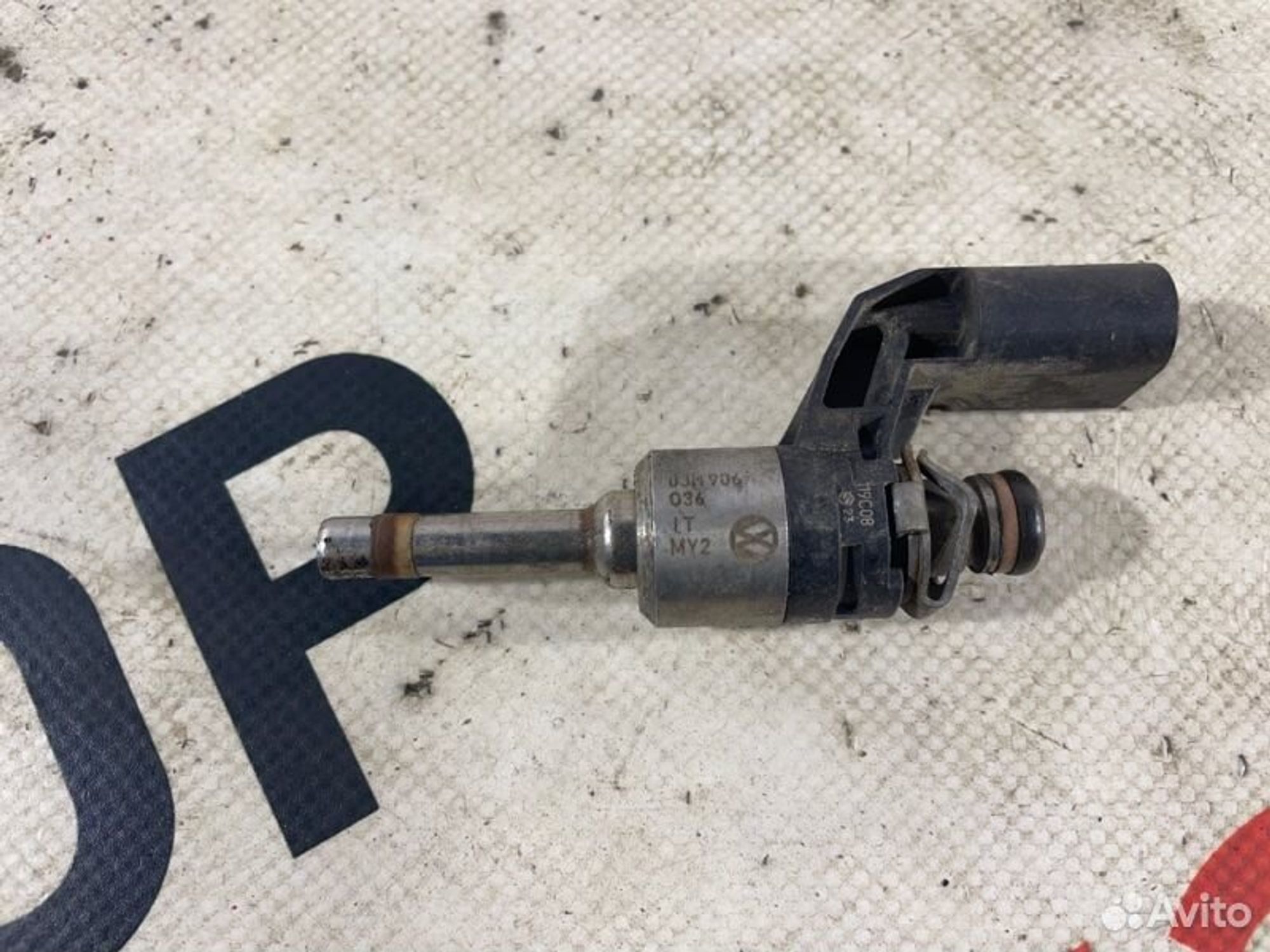 https://gcs.partsauto.market/rn-stockpro.appspot.com/thmbs/afb38d96ab8c9795ecac00e406b21163/37c8d1f3dbf675ff58695c481875d53d/cb580d6bb09cd03c26f8251d87d1ec27.jpg