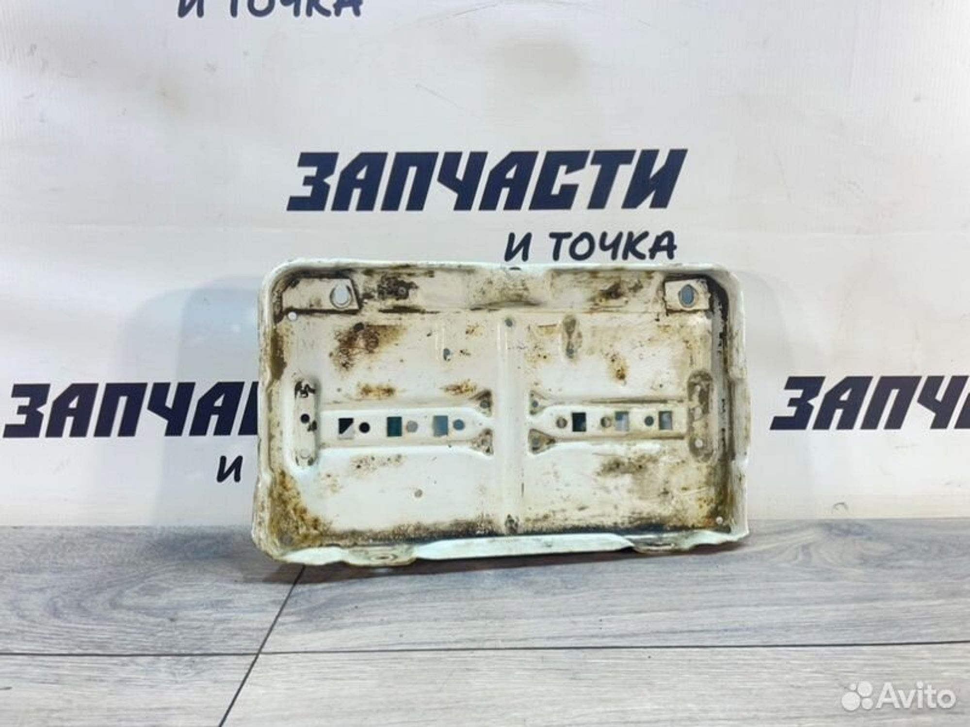 Подставка под аккумулятор Mercedes Sprinter