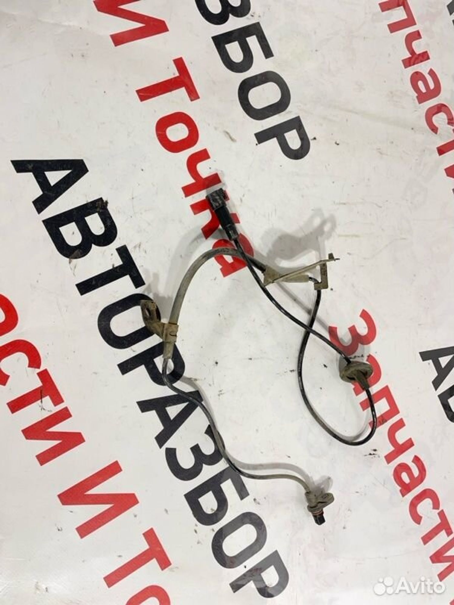 Датчик ABS задний правый Mitsubishi Lancer седан