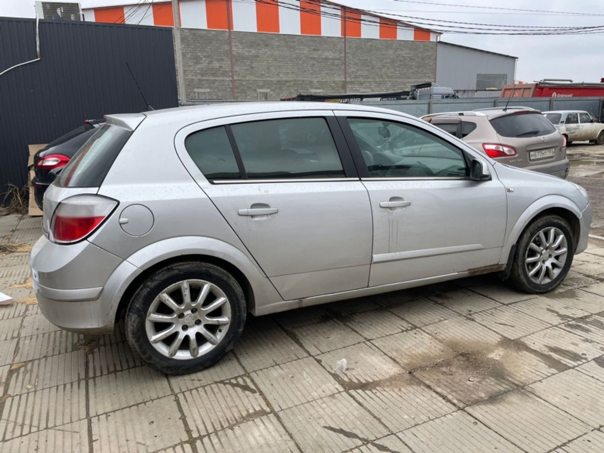 https://gcs.partsauto.market/rn-stockpro.appspot.com/thmbs/afb38d96ab8c9795ecac00e406b21163/3fa4f3fcee5d920379551a65dceafa9c/ce0893778814b35ada497b7c1017c6dc.jpg