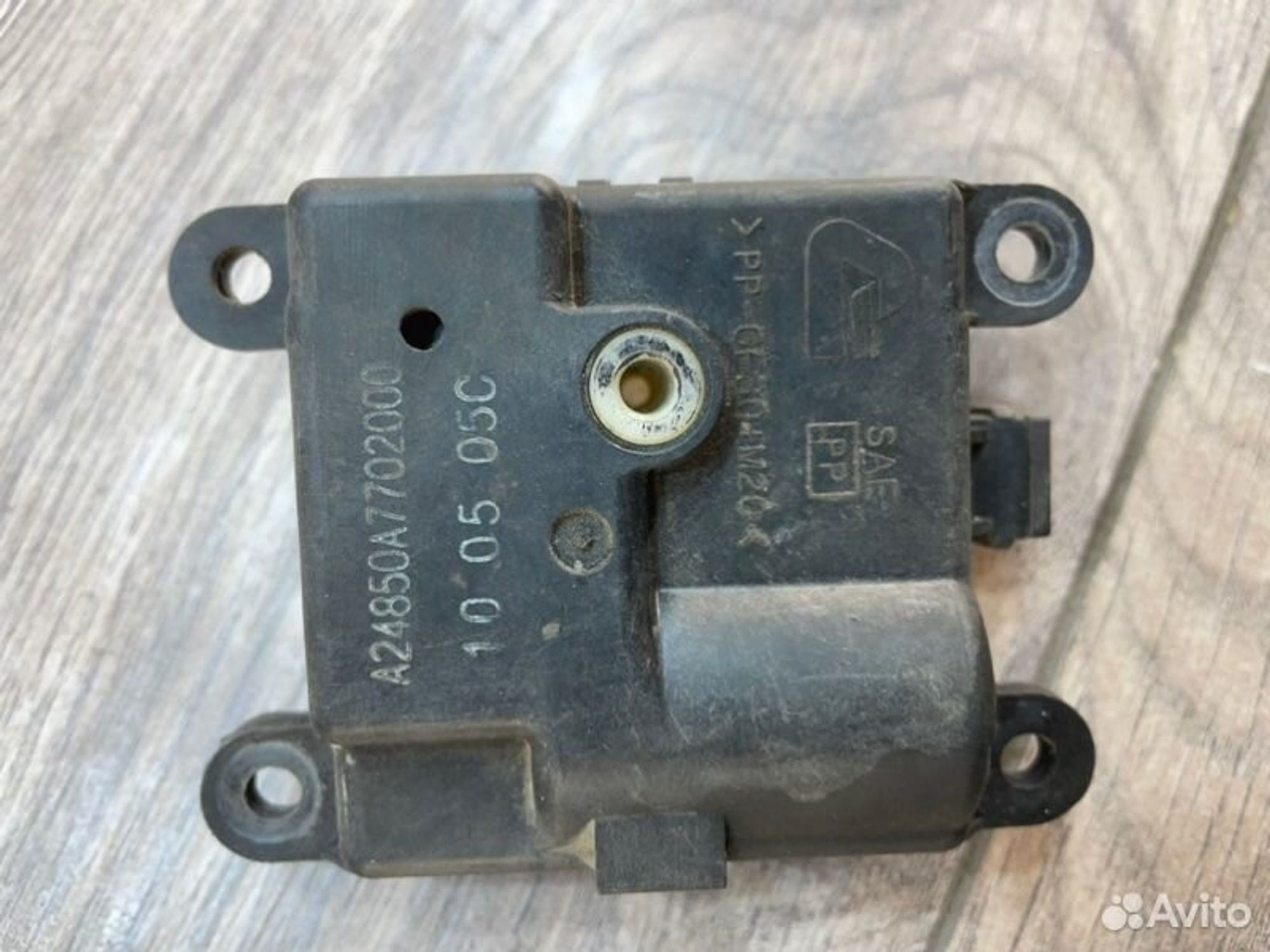https://gcs.partsauto.market/rn-stockpro.appspot.com/thmbs/afb38d96ab8c9795ecac00e406b21163/433b9a0f4ad9b96f5960463192e125d0/17a692ac38cd44cf9ca9ff26cc80f070.jpg