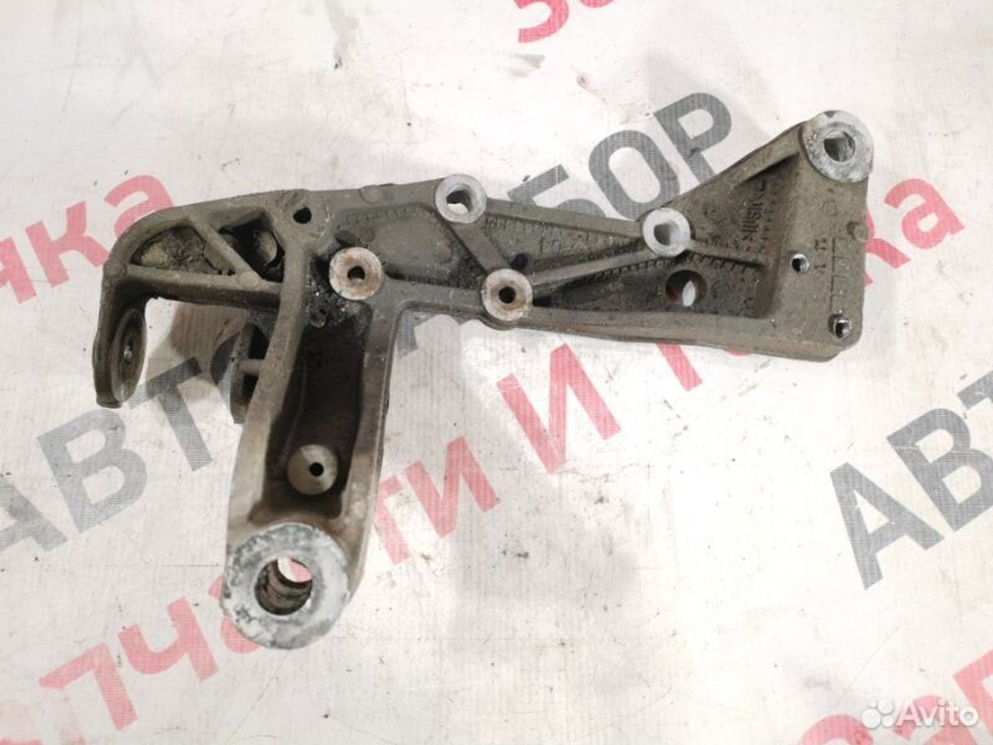 https://gcs.partsauto.market/rn-stockpro.appspot.com/thmbs/afb38d96ab8c9795ecac00e406b21163/468aaff85f24650d28c83e4fd90cde98/d267cf419549377ec2626218d2500817.jpg