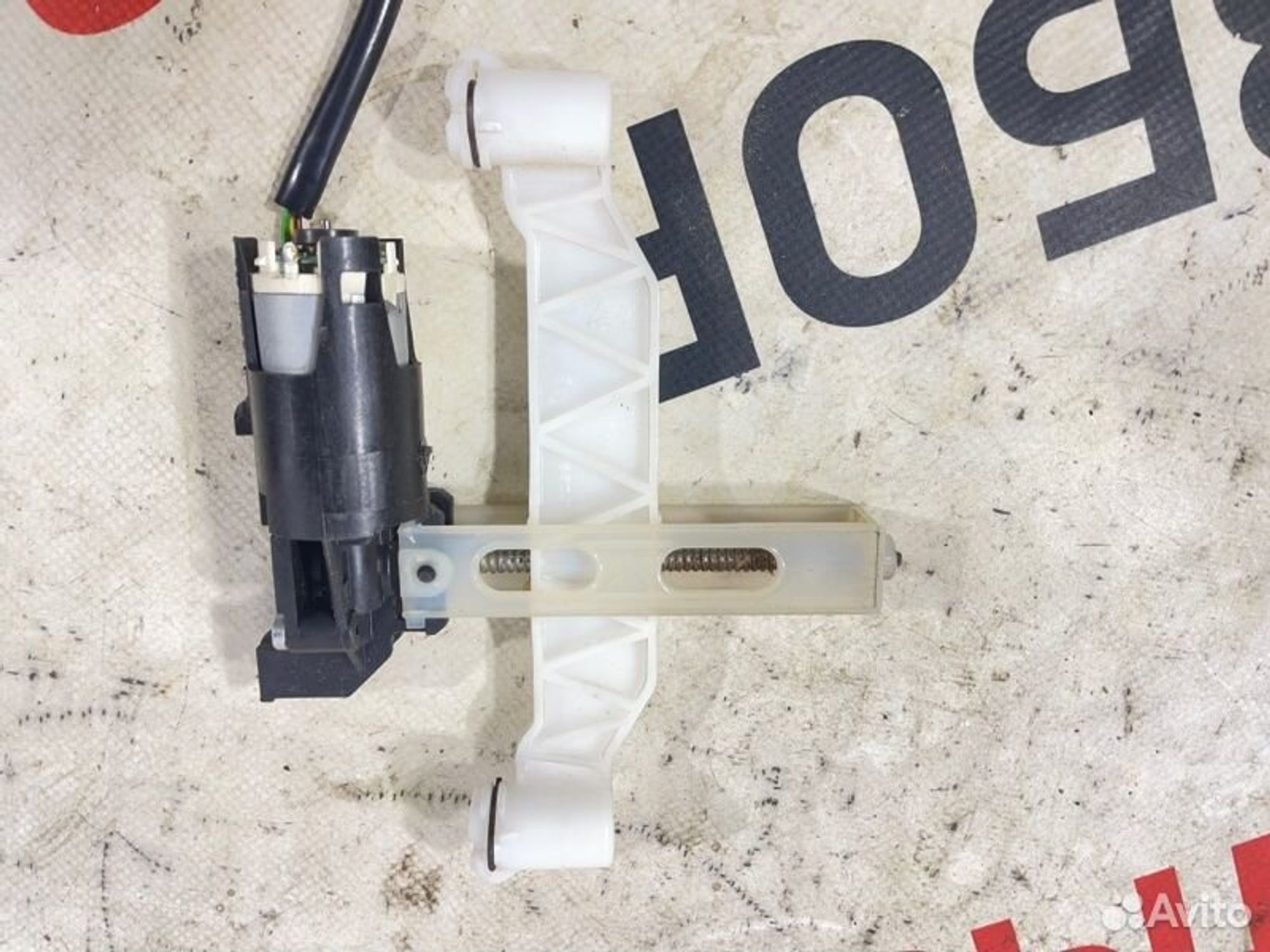 https://gcs.partsauto.market/rn-stockpro.appspot.com/thmbs/afb38d96ab8c9795ecac00e406b21163/498652e06b146e32db75a170503c4c32/d24d735423512bfcb05bd11602a4fa81.jpg