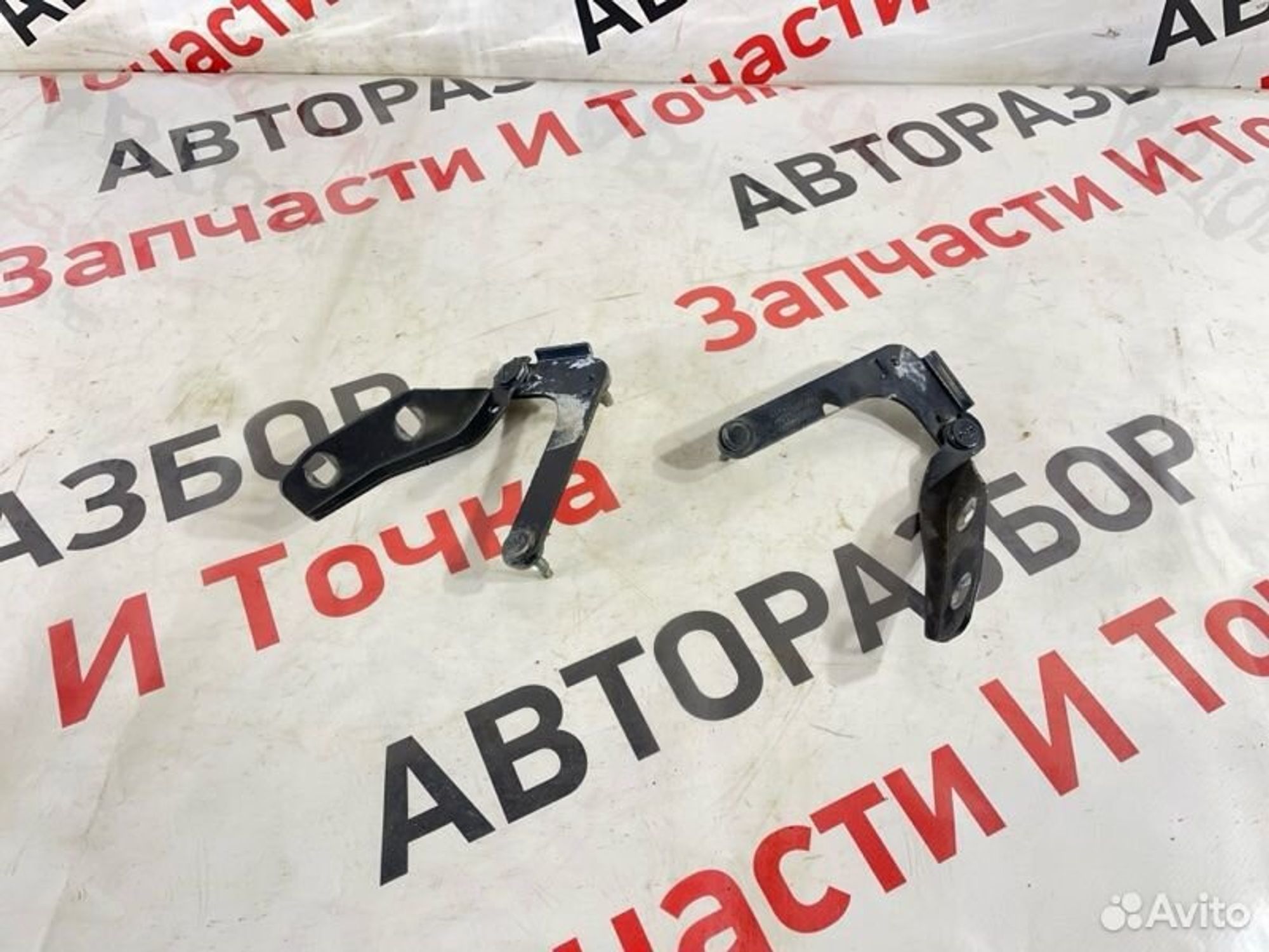 Петля замка капота Ford C-Max C214 2.0L MI4 2006