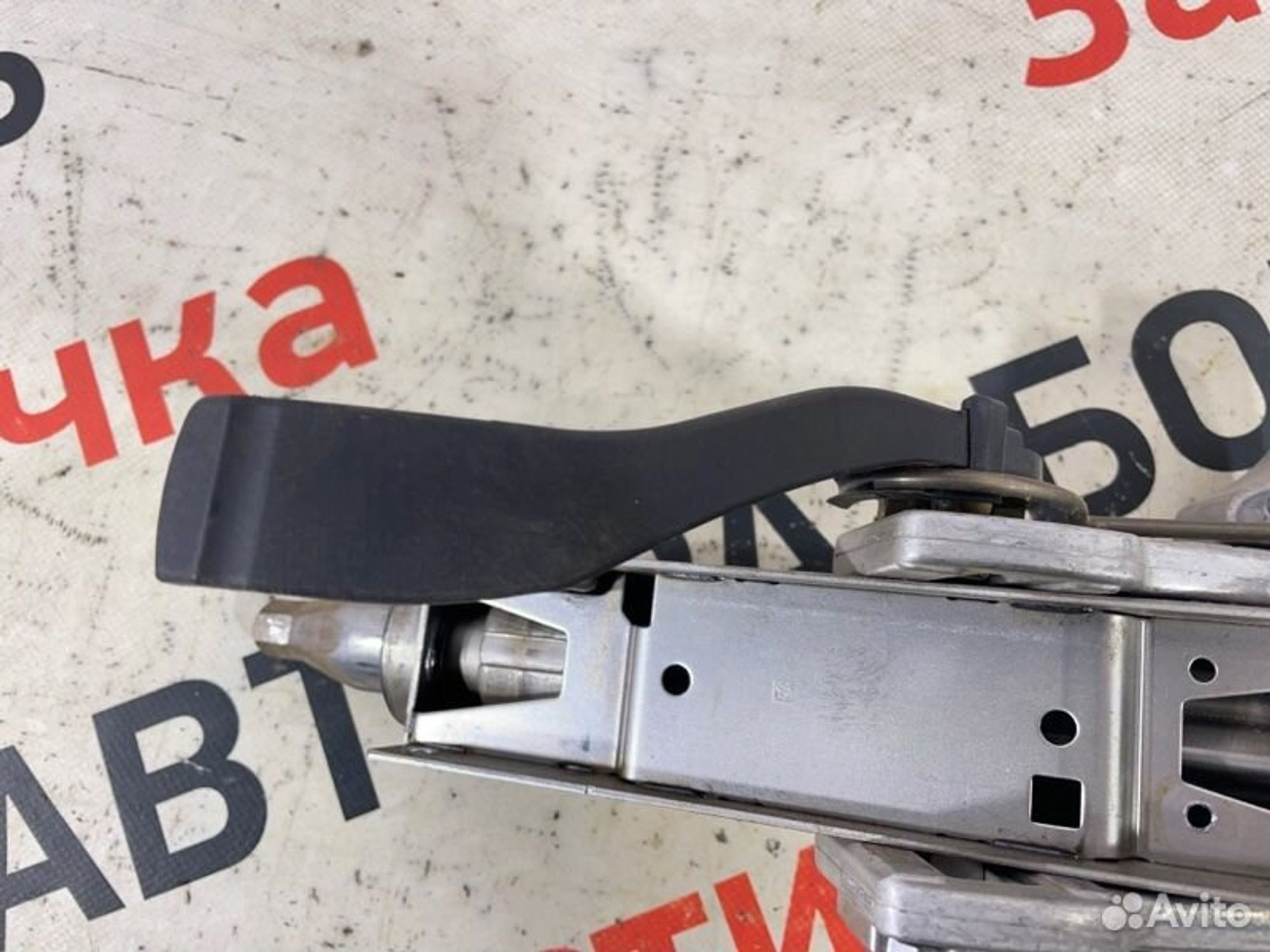https://gcs.partsauto.market/rn-stockpro.appspot.com/thmbs/afb38d96ab8c9795ecac00e406b21163/51202227f5e7688e3d356cc4eaca91c3/45e2f0d85eb1cf07840d2bbb14da9d68.jpg