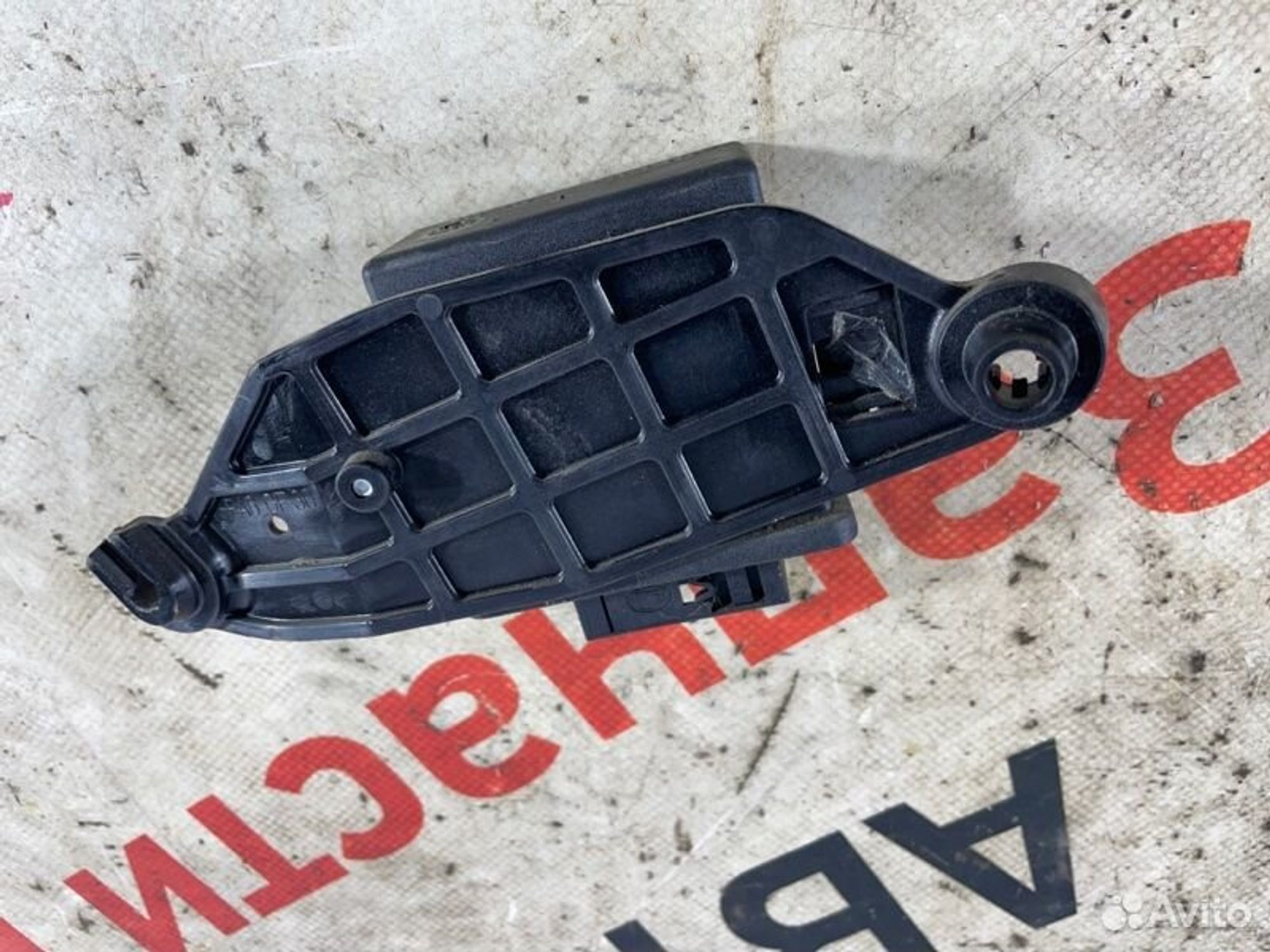 https://gcs.partsauto.market/rn-stockpro.appspot.com/thmbs/afb38d96ab8c9795ecac00e406b21163/5121010341d45241c2abbc9f843f4236/4ae6e673d15fd472244a73ab2bf9f673.jpg