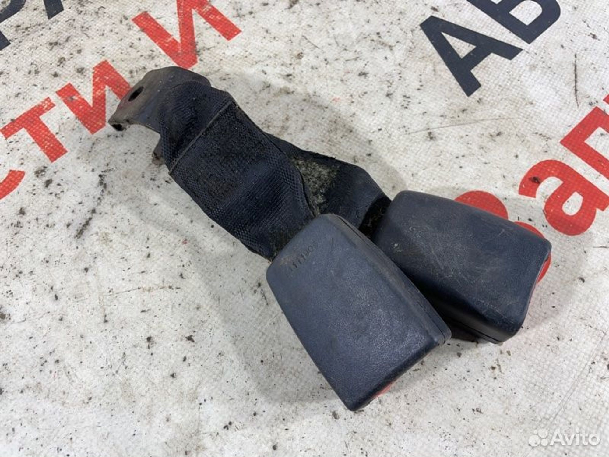 https://gcs.partsauto.market/rn-stockpro.appspot.com/thmbs/afb38d96ab8c9795ecac00e406b21163/5551243ad25e938c77d21ee258b61809/2908d4df0a13e319db8662225a7904fc.jpg