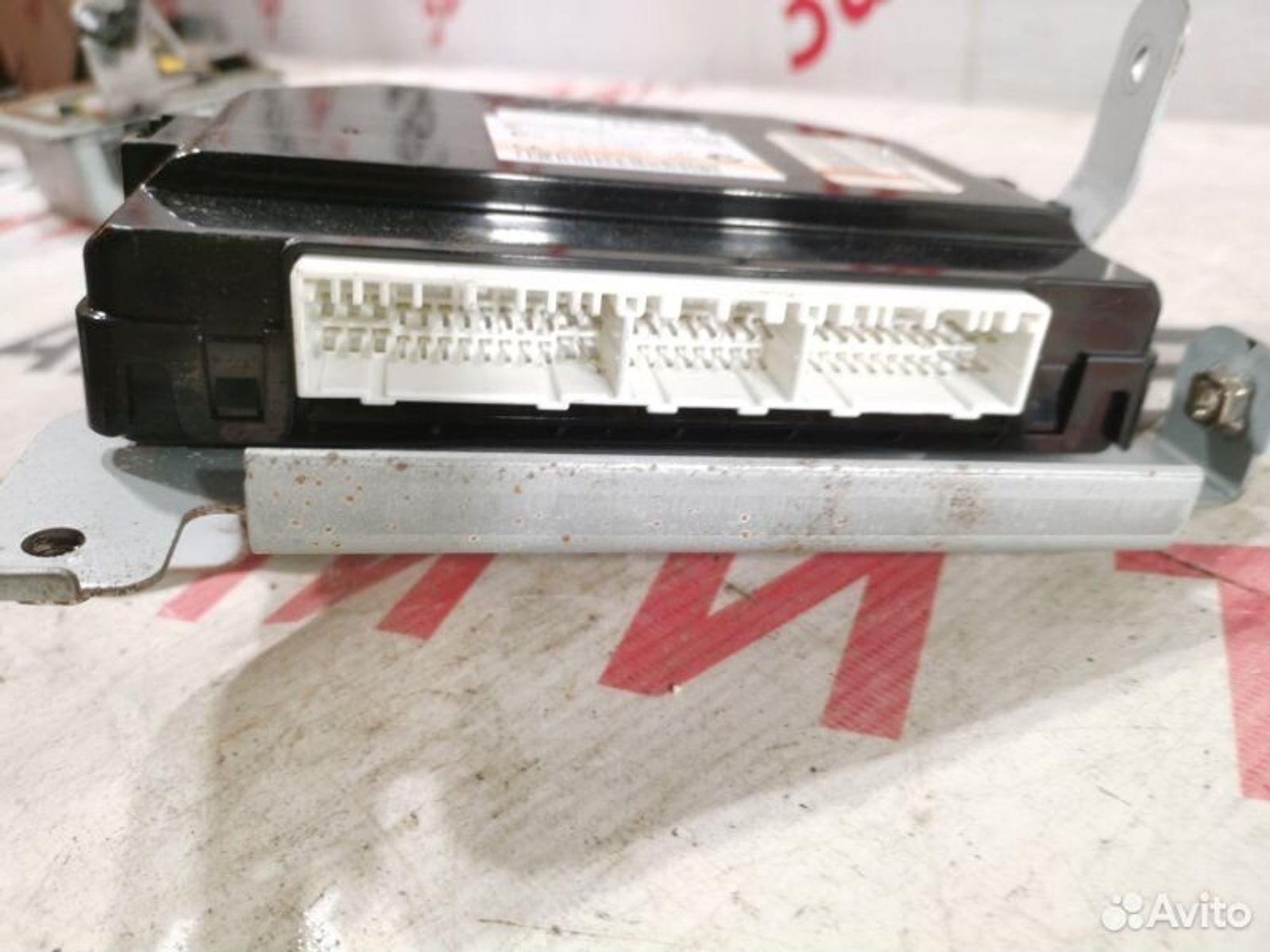 https://gcs.partsauto.market/rn-stockpro.appspot.com/thmbs/afb38d96ab8c9795ecac00e406b21163/560dcb3373f092fb13262278a10a29c9/13761b2481b7747dd04eb5eb399d3308.jpg